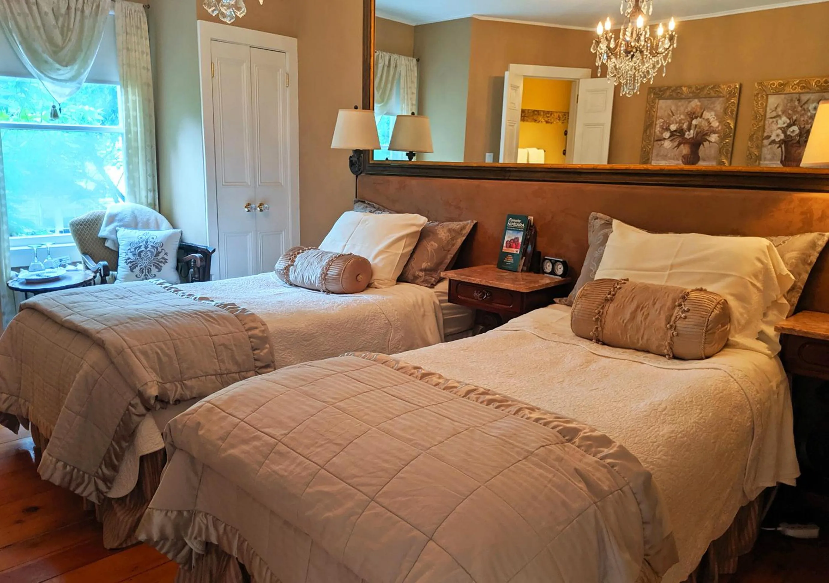 Bedroom in Apple Tree Historic B&B