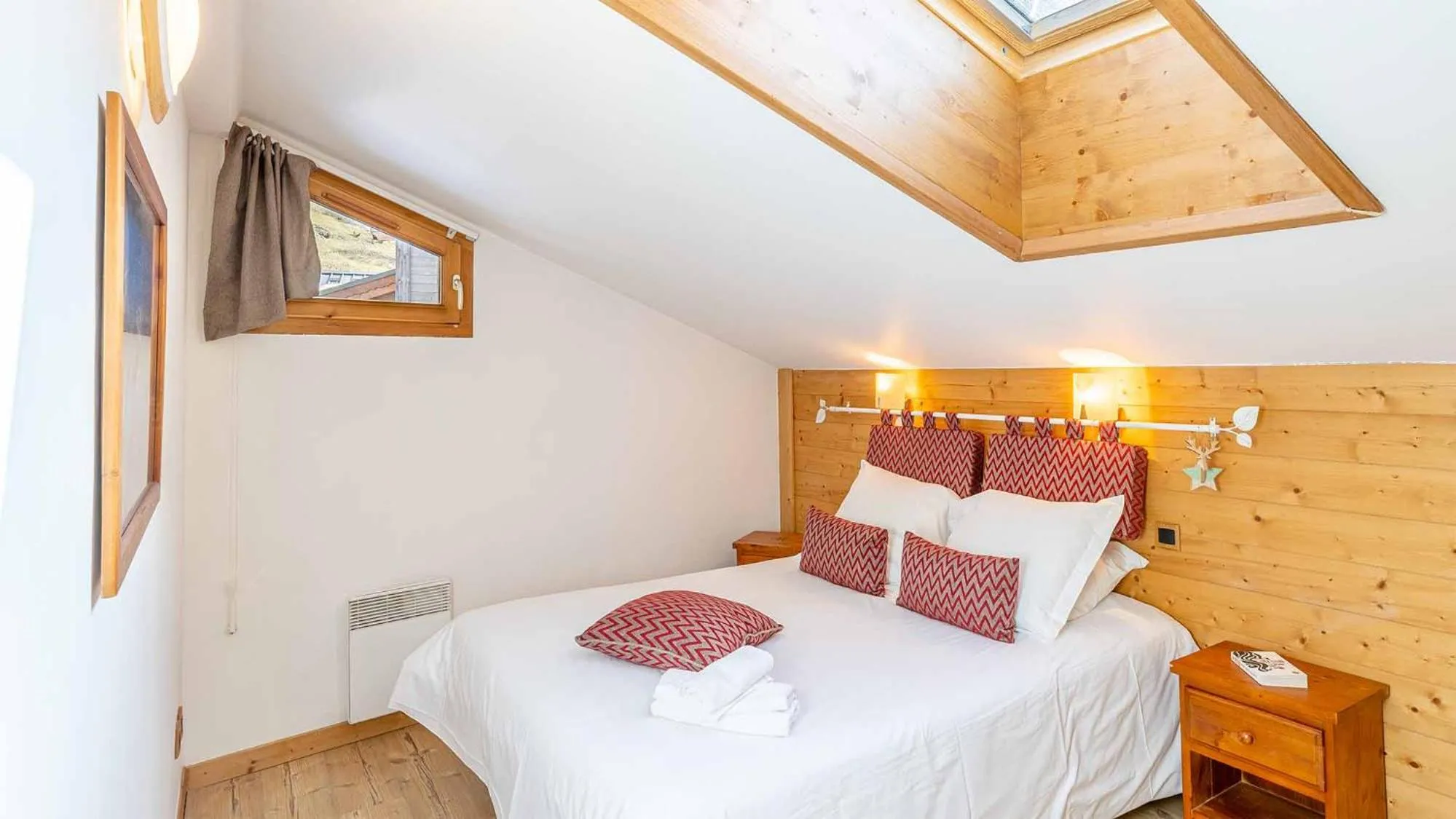 Bed in Madame Vacances Résidence Les Jardins de la Vanoise