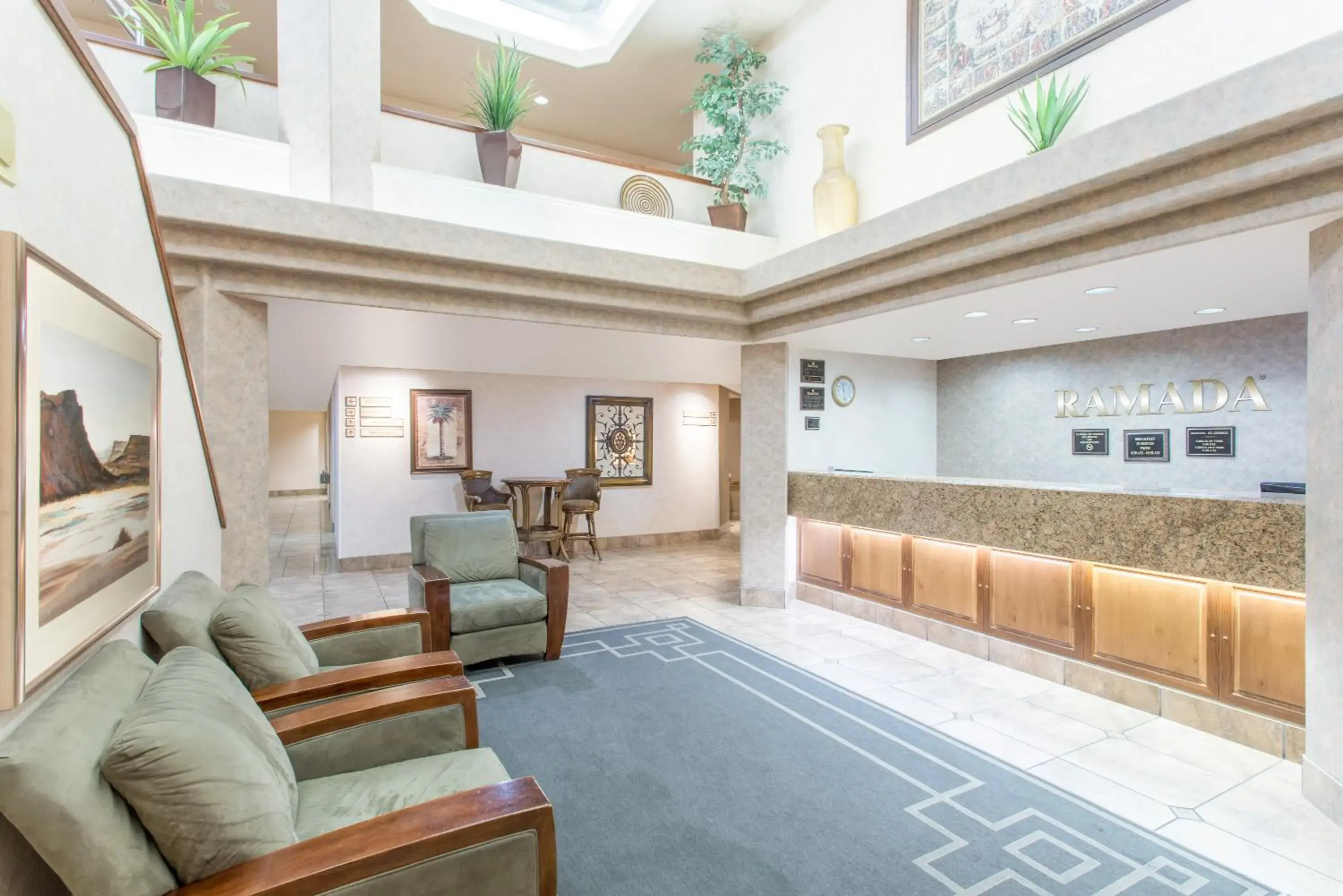 Lobby or reception in Ramada by Wyndham St George Lobby or reception in Ramada by Wyndham St George