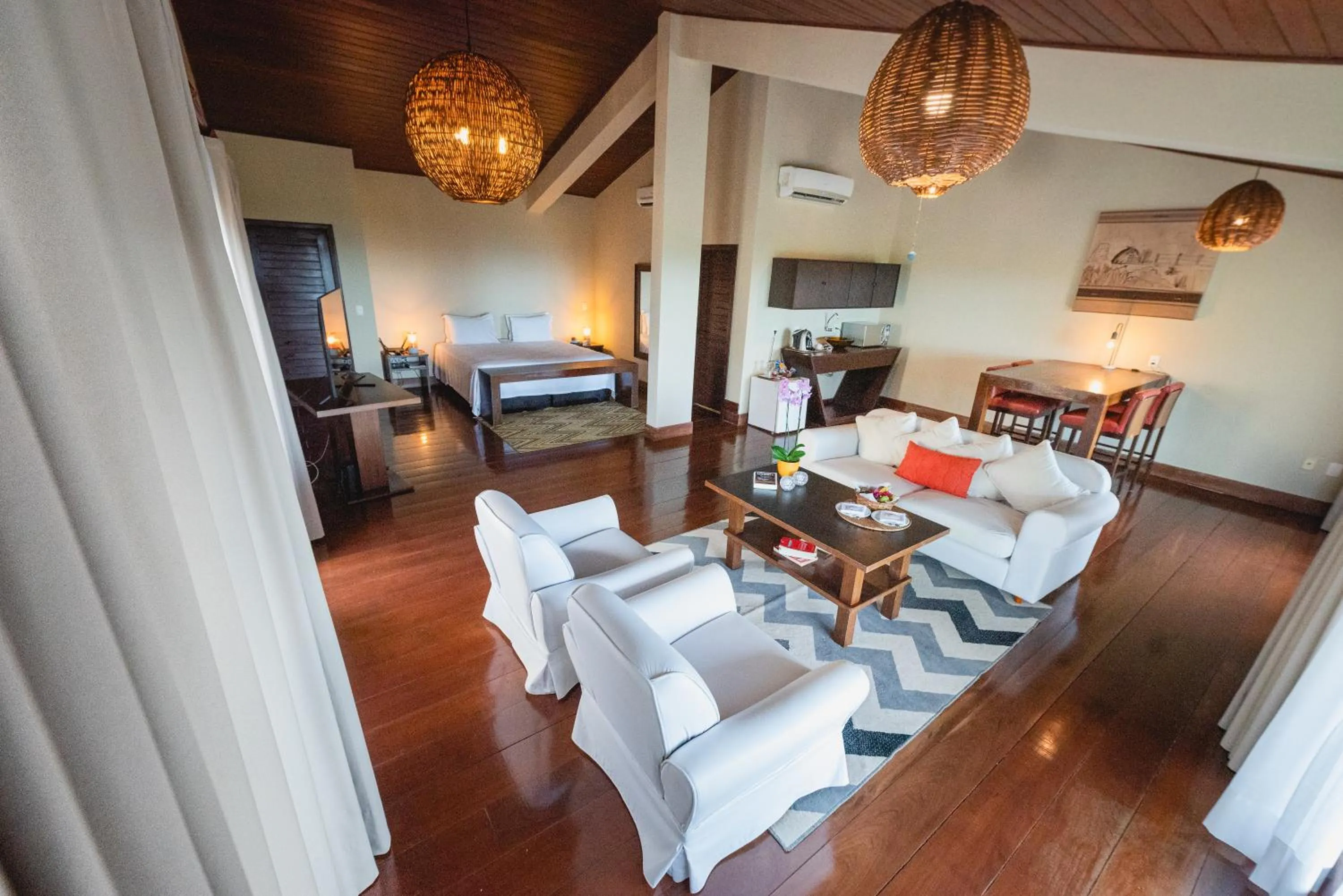 Photo of the whole room, Bed in Oka Da Mata