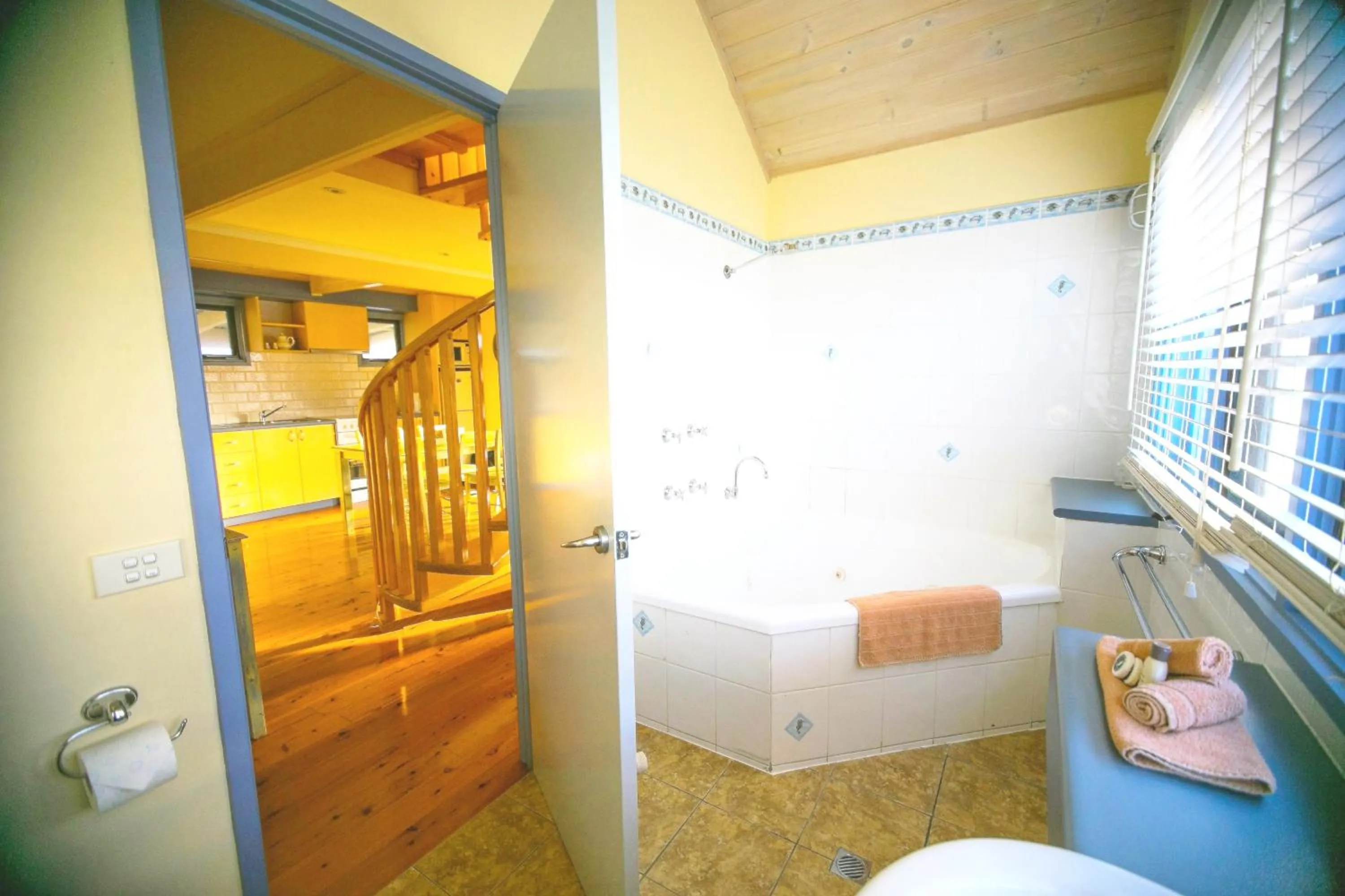 Rayville Boat Houses