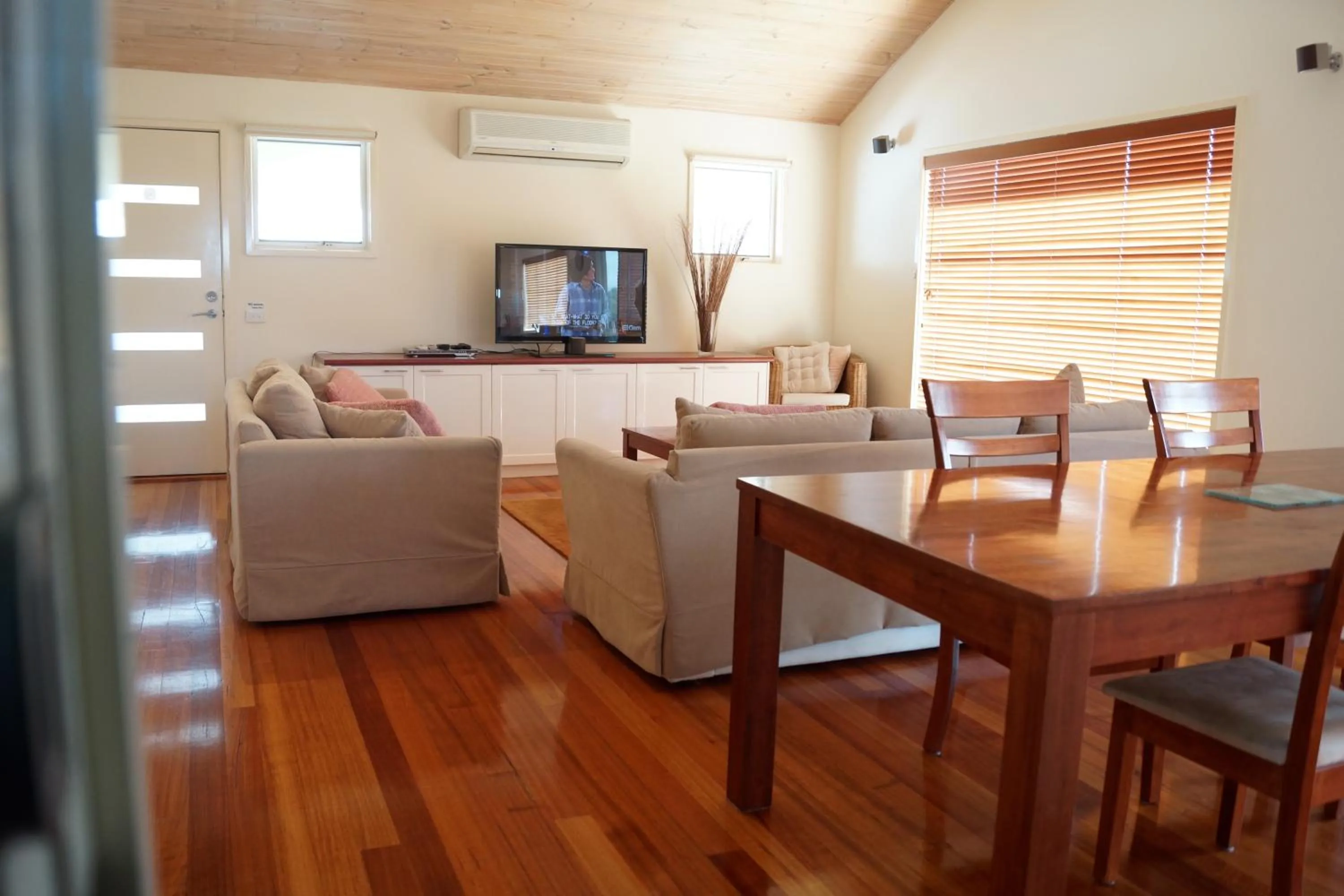 TV and multimedia in Rayville Boat Houses