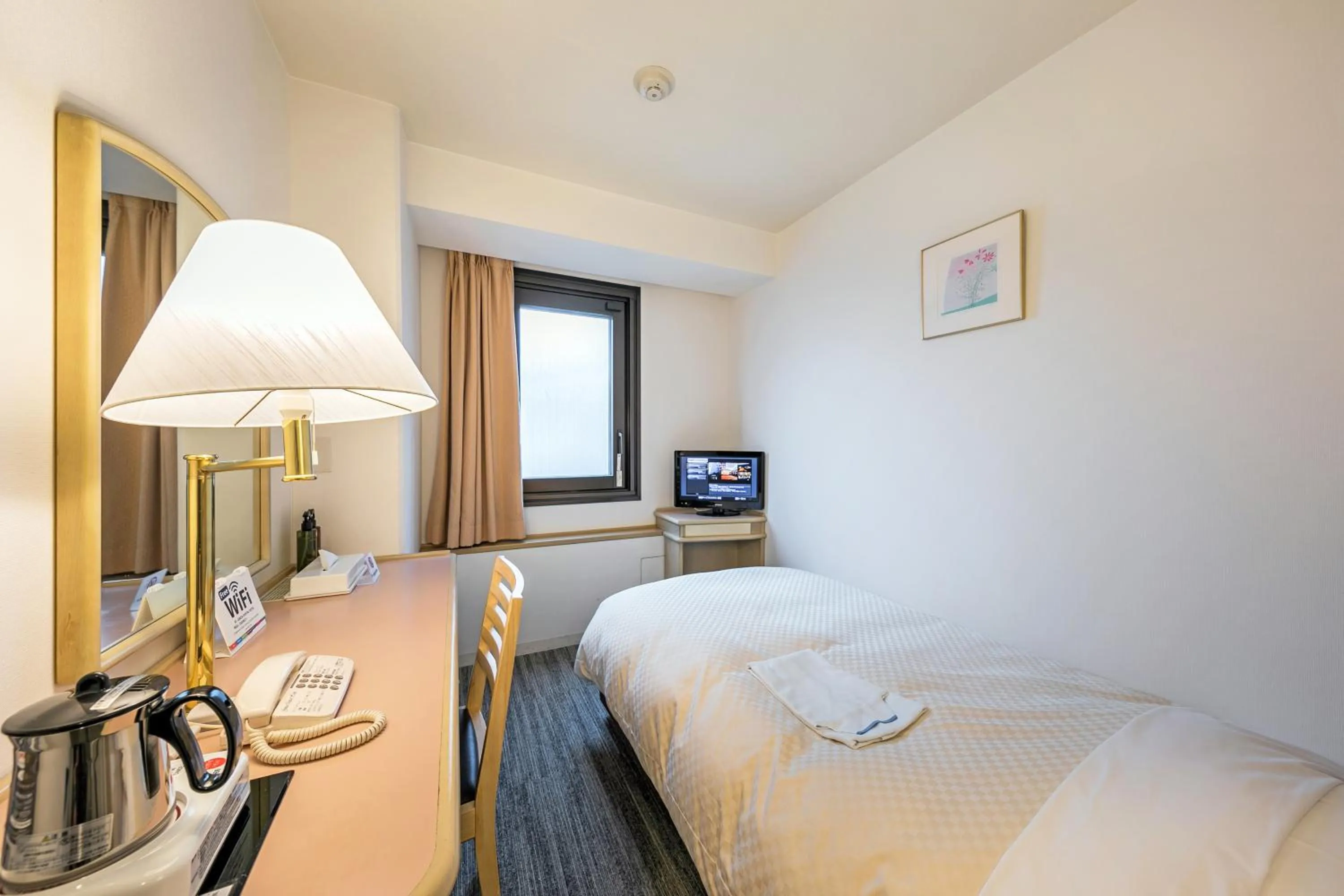 Photo of the whole room, Bed in Ginza Capital Hotel Akane