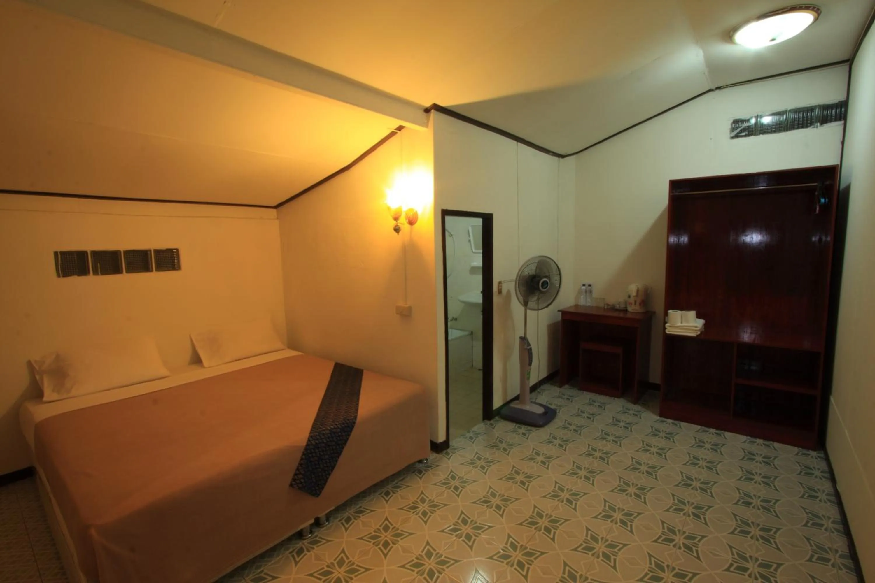 Photo of the whole room, Bed in Beck's Resort