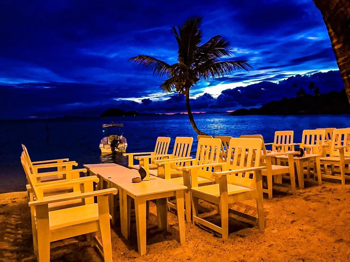 Restaurant/places to eat in Beck's Resort