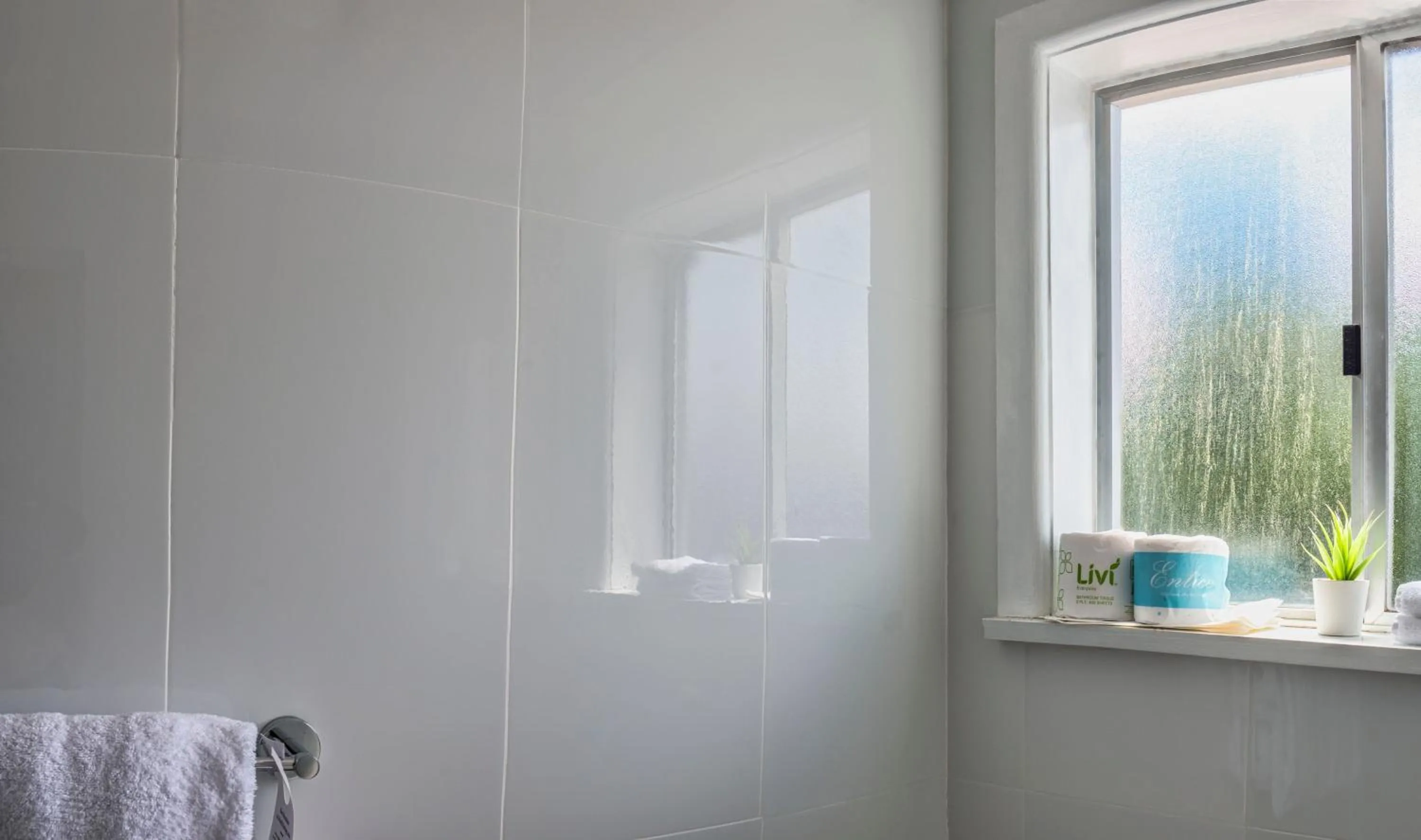 Bathroom in Blue Mountains Heritage Motel