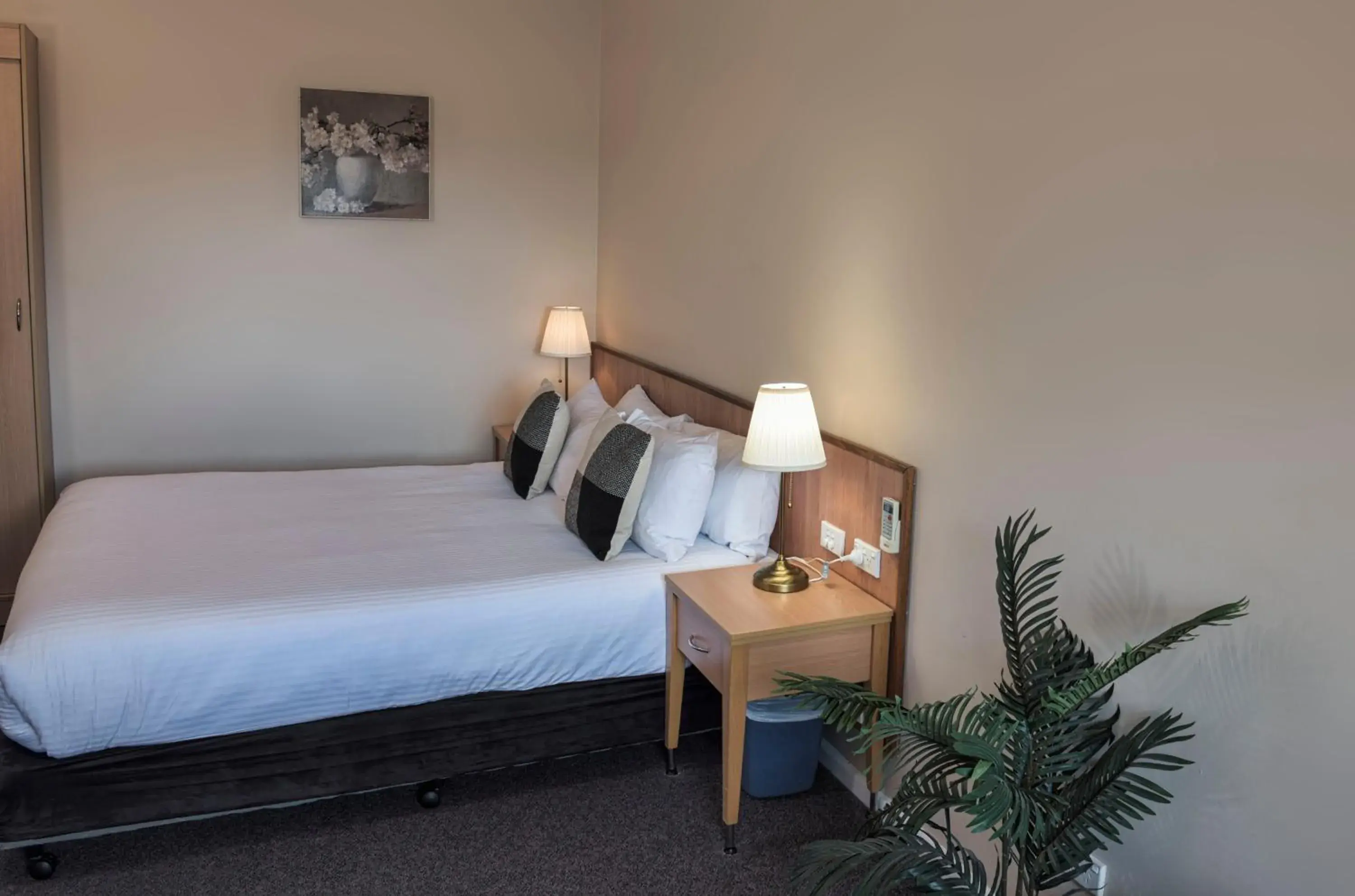 Bed in Blue Mountains Heritage Motel Bed in Blue Mountains Heritage Motel