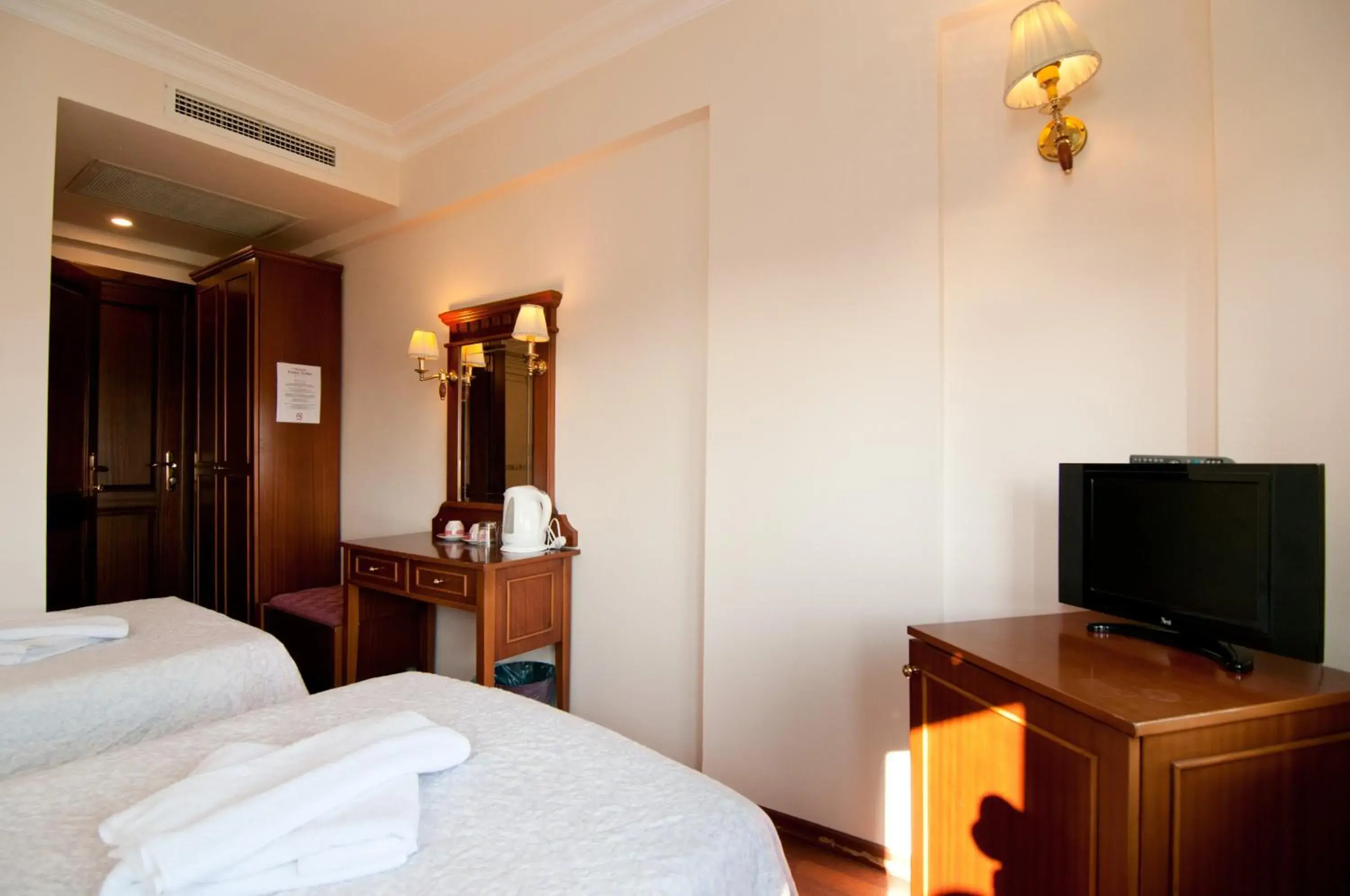 Bed in Emine Sultan Hotel Bed in Emine Sultan Hotel