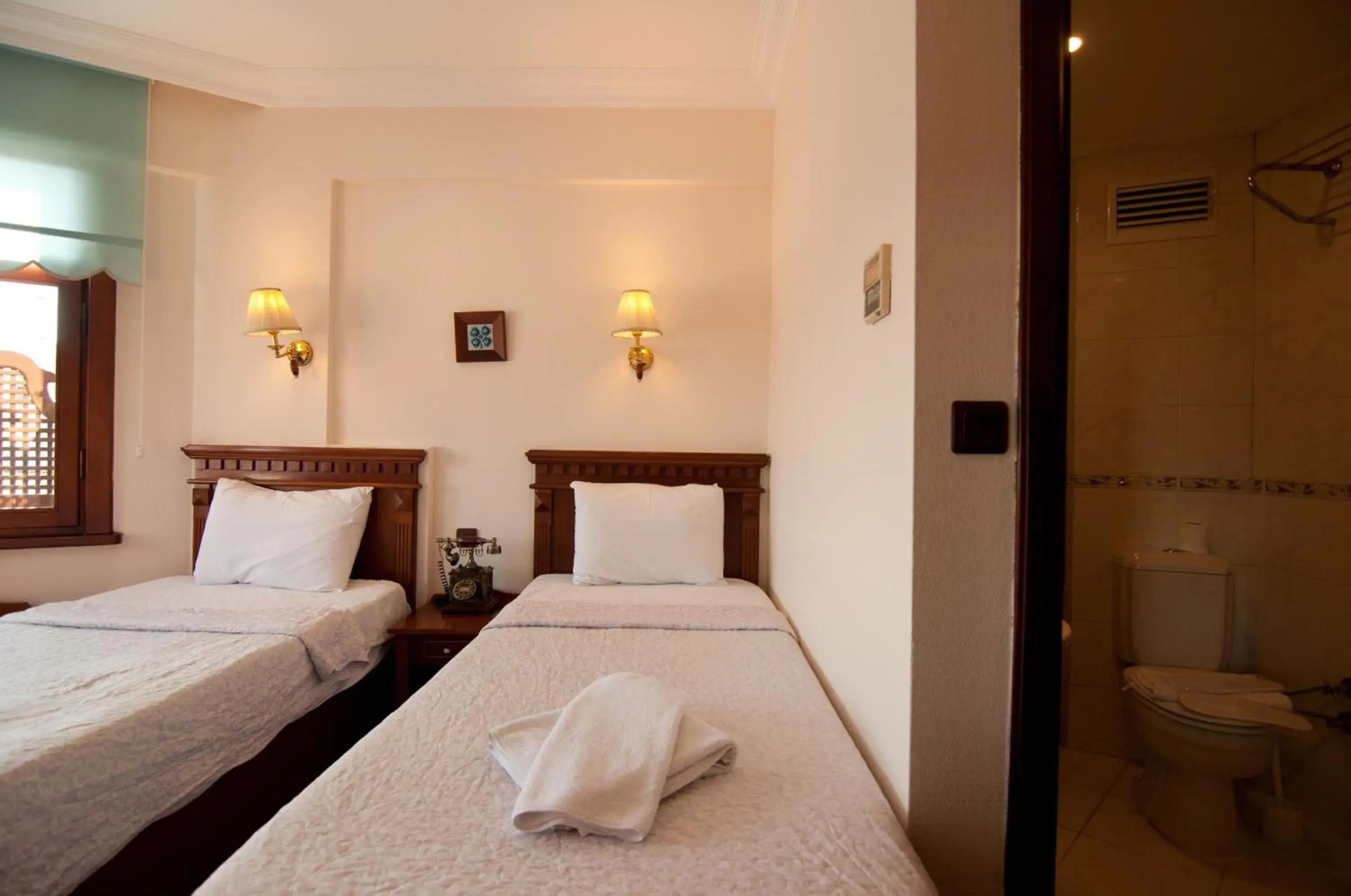 Twin Room in Emine Sultan Hotel Twin Room in Emine Sultan Hotel