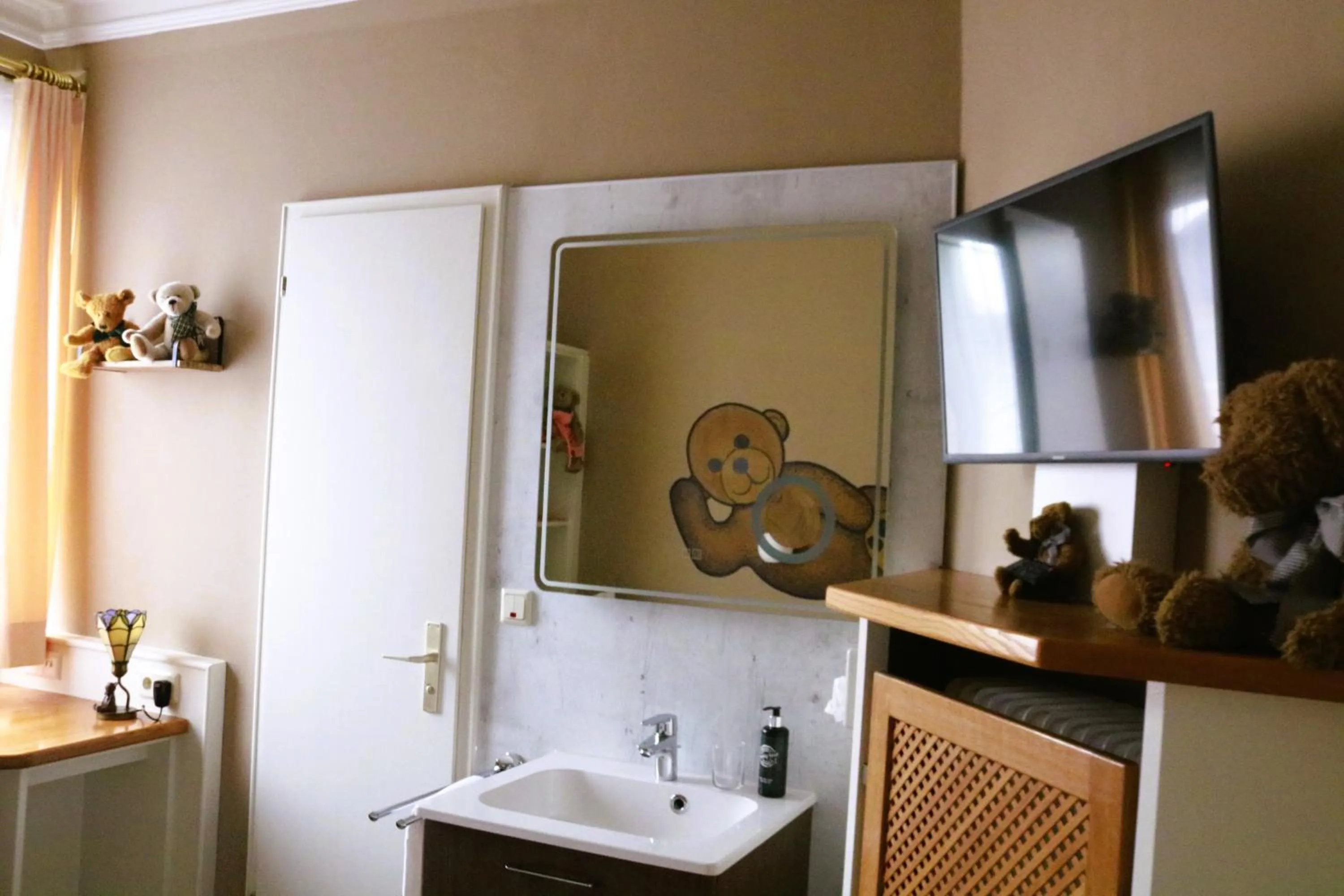 Bathroom in Teddybärenhotel