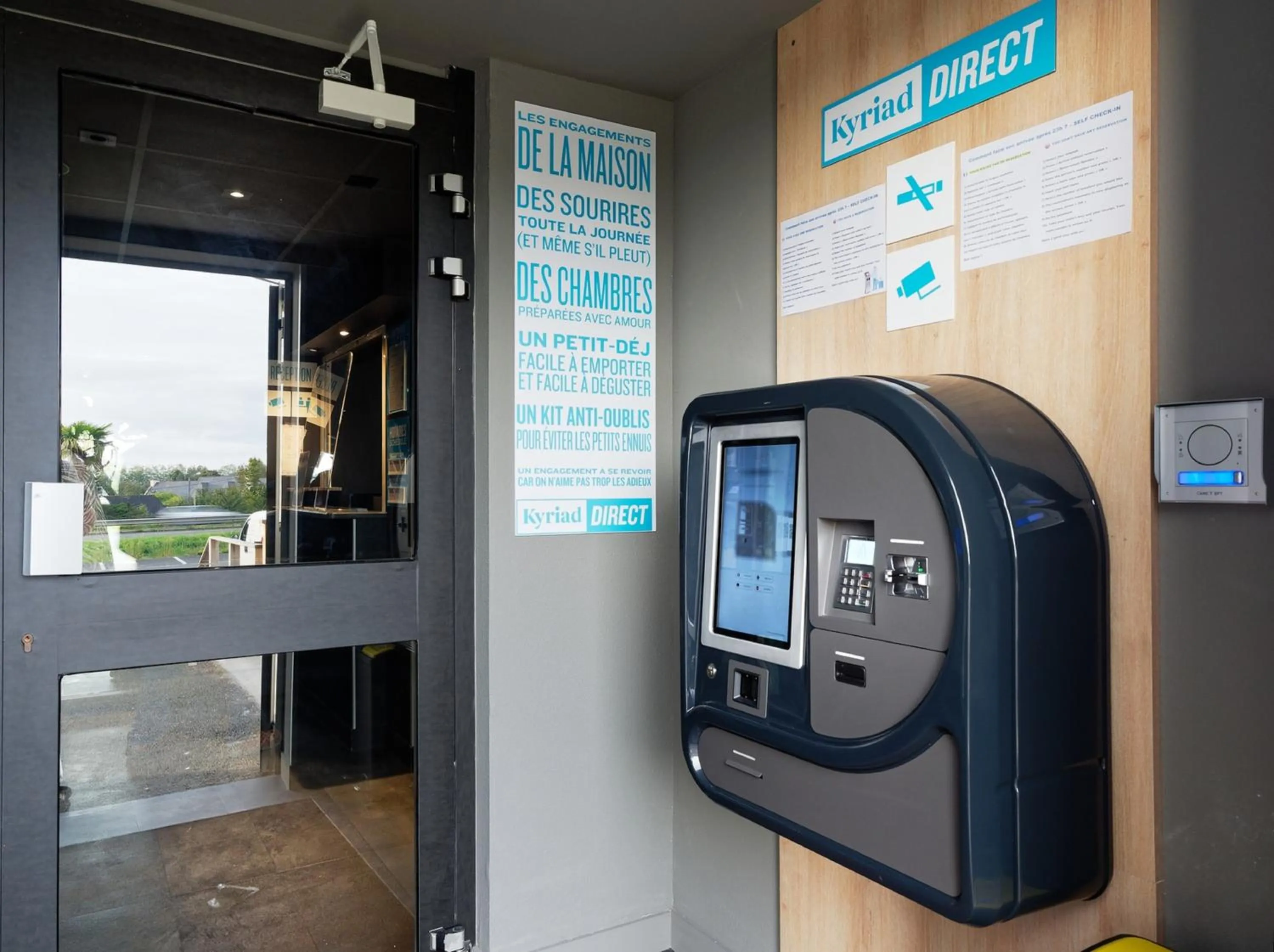 Property building in Kyriad DIRECT Saint Brieuc - Parc des Expositions