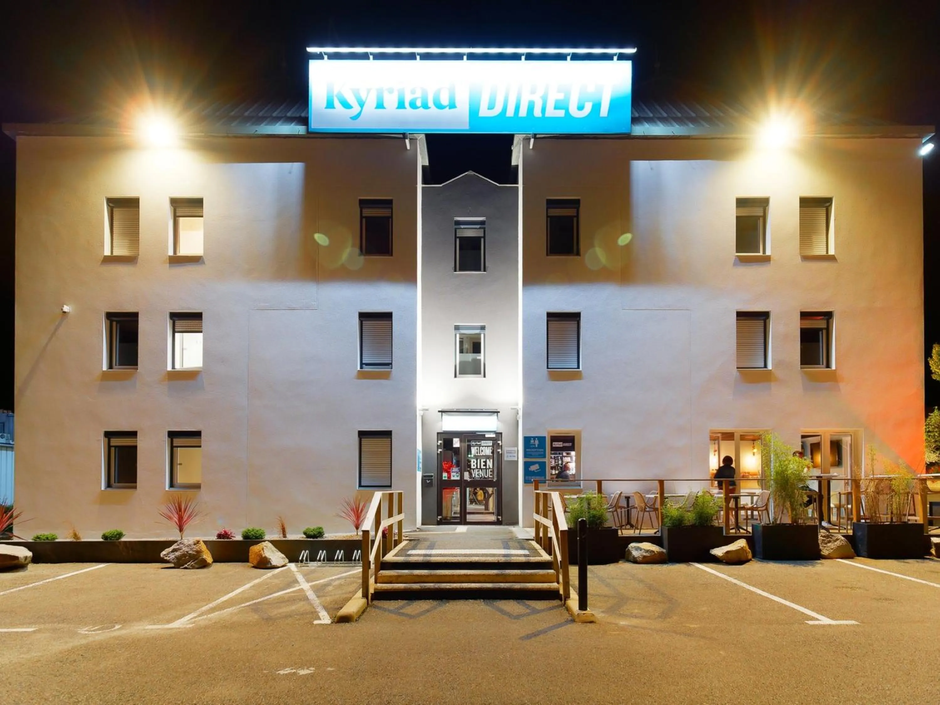 Property building in Kyriad DIRECT Saint Brieuc - Parc des Expositions