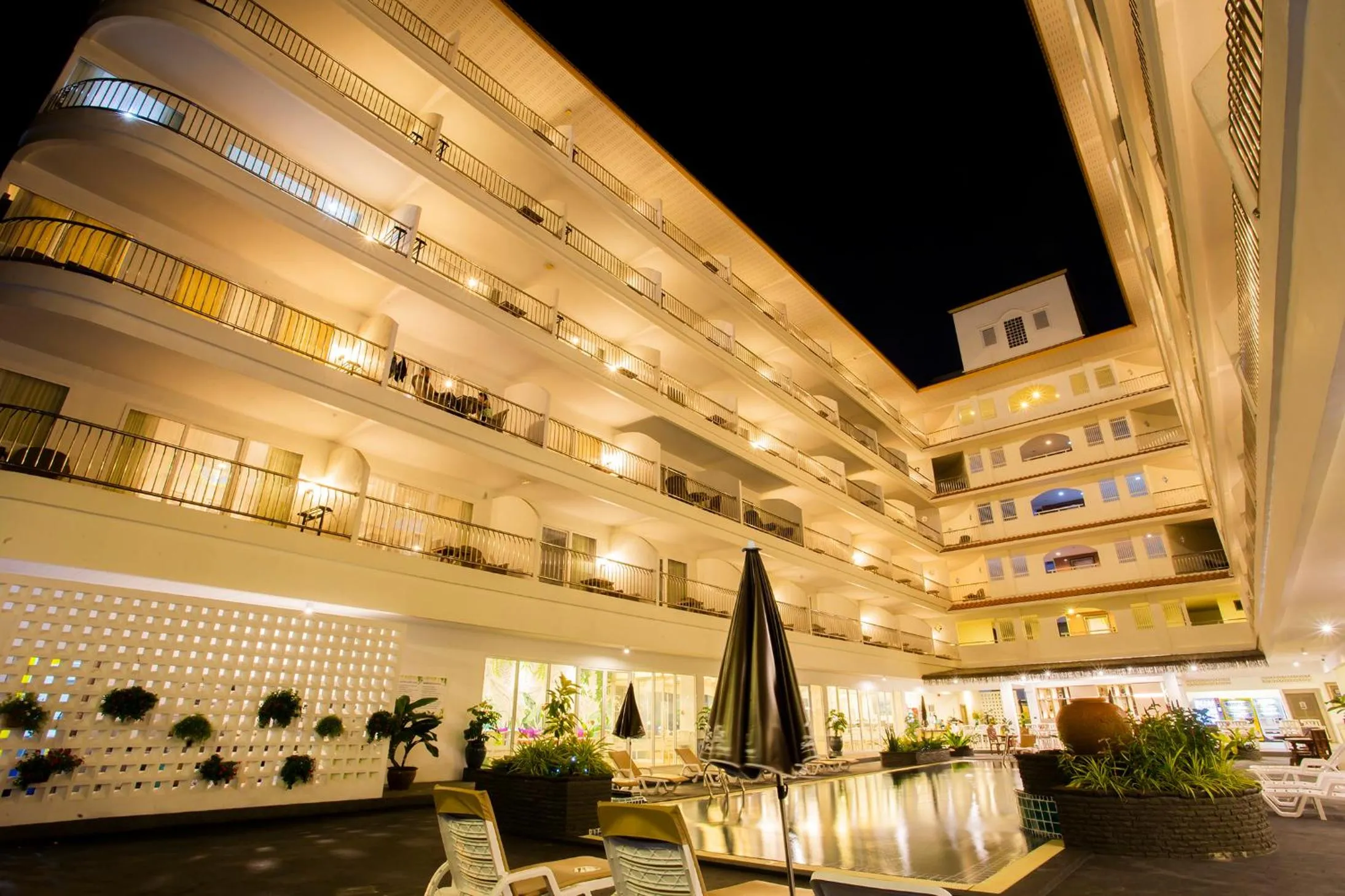 Property building in Sabai Sabana