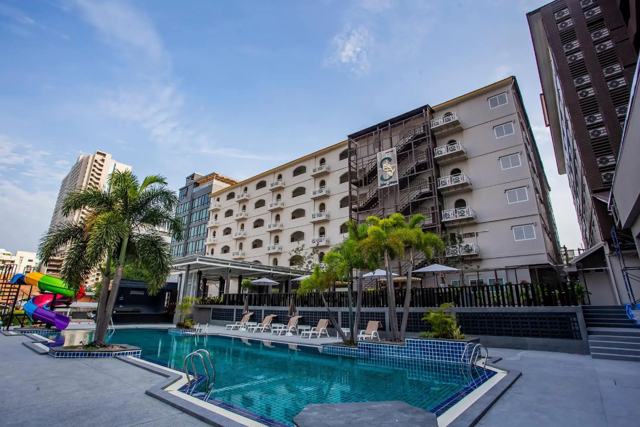 Property building in Sabai Sabana Property building in Sabai Sabana