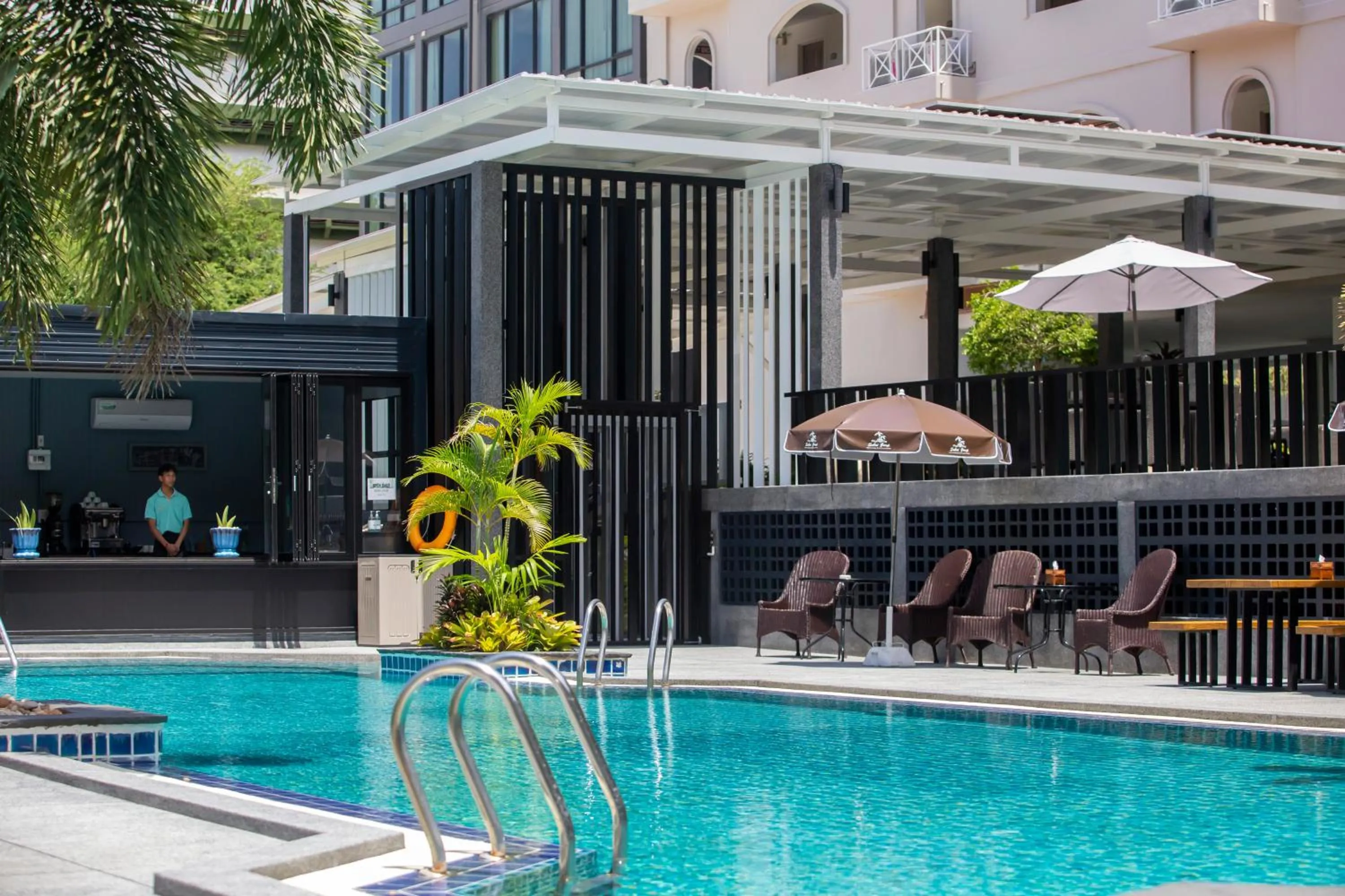 Swimming pool in Sabai Sabana