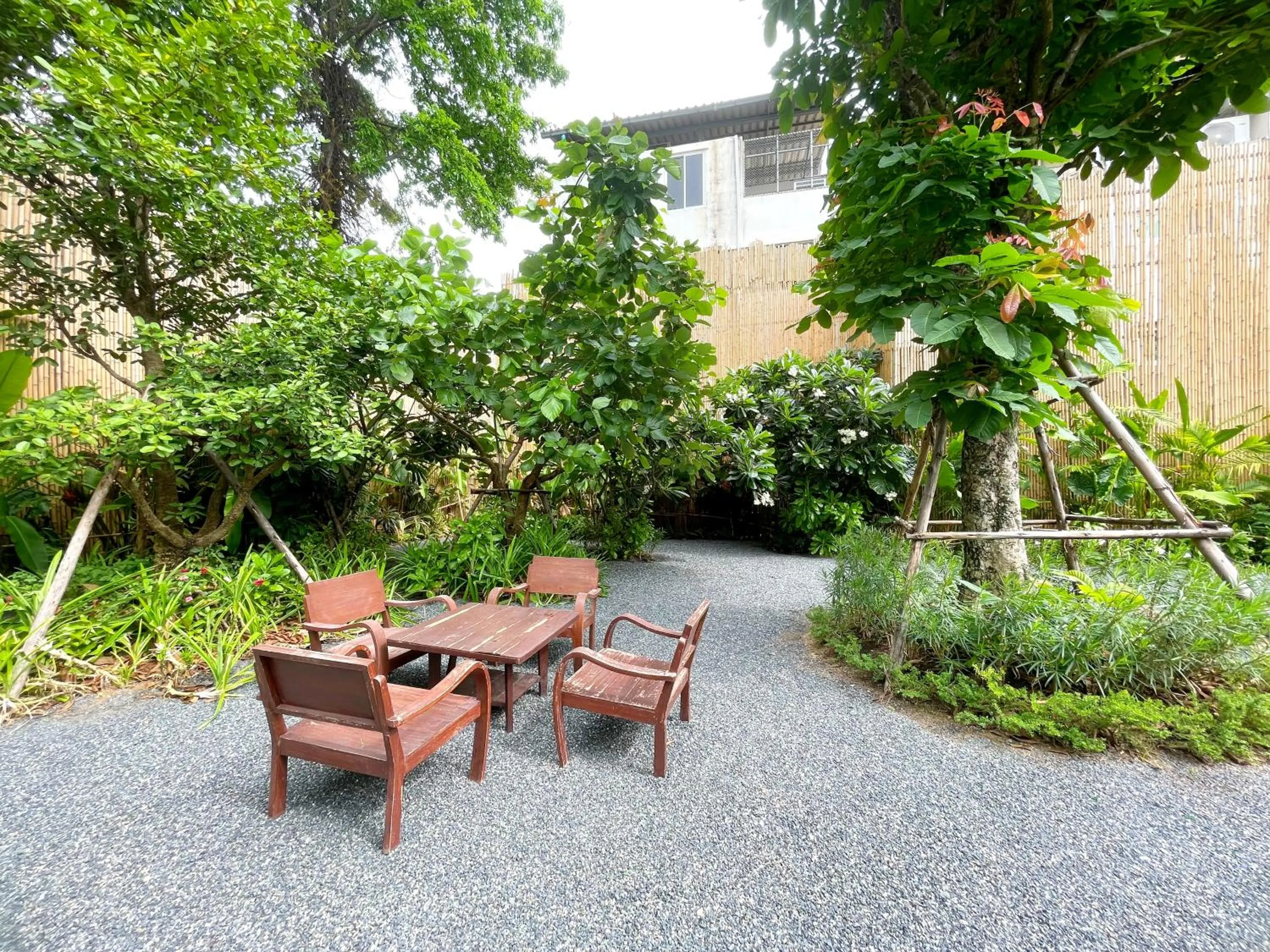 Garden in Sabai Sabana