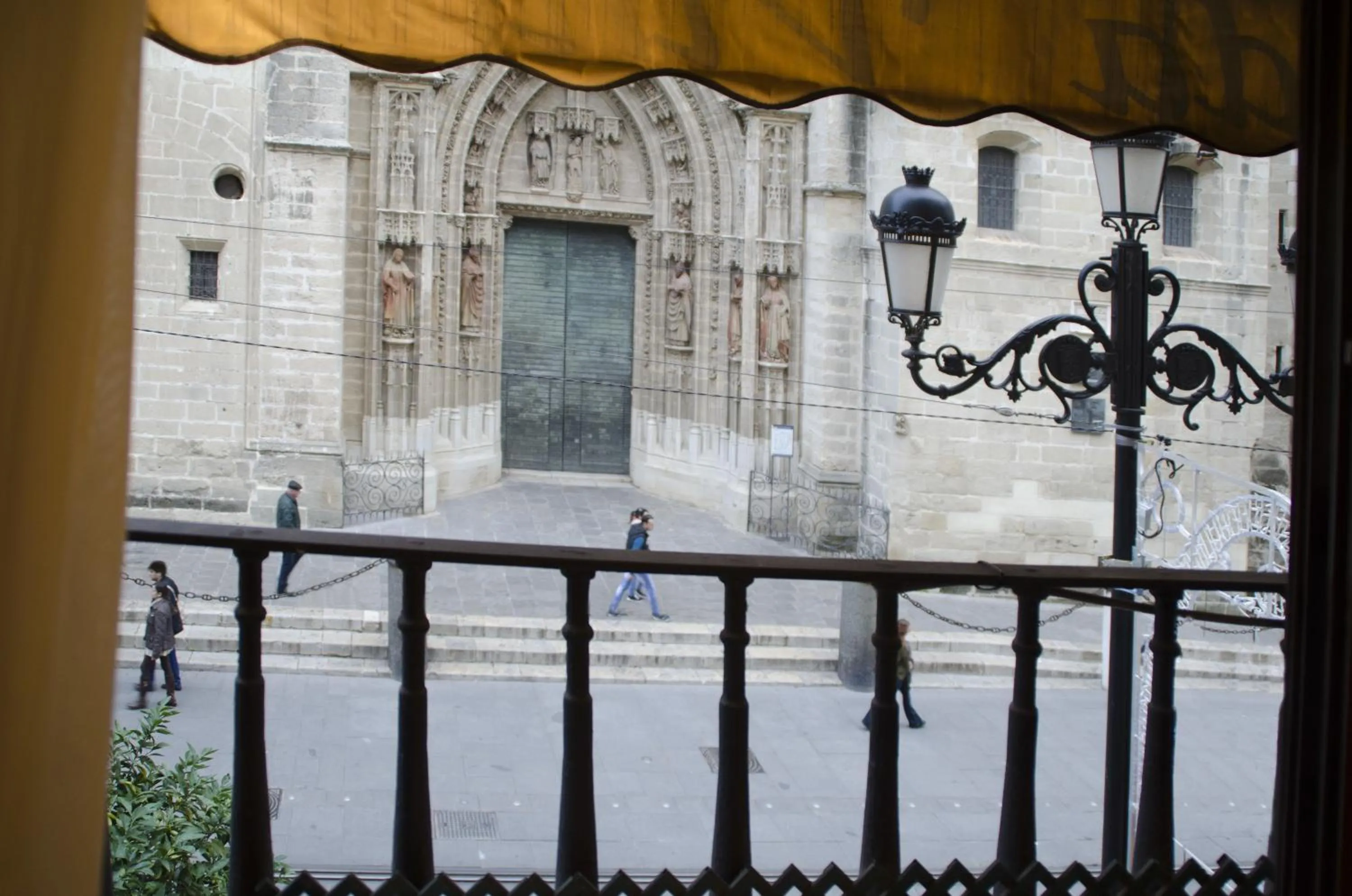 Street view in Catedral Boutique