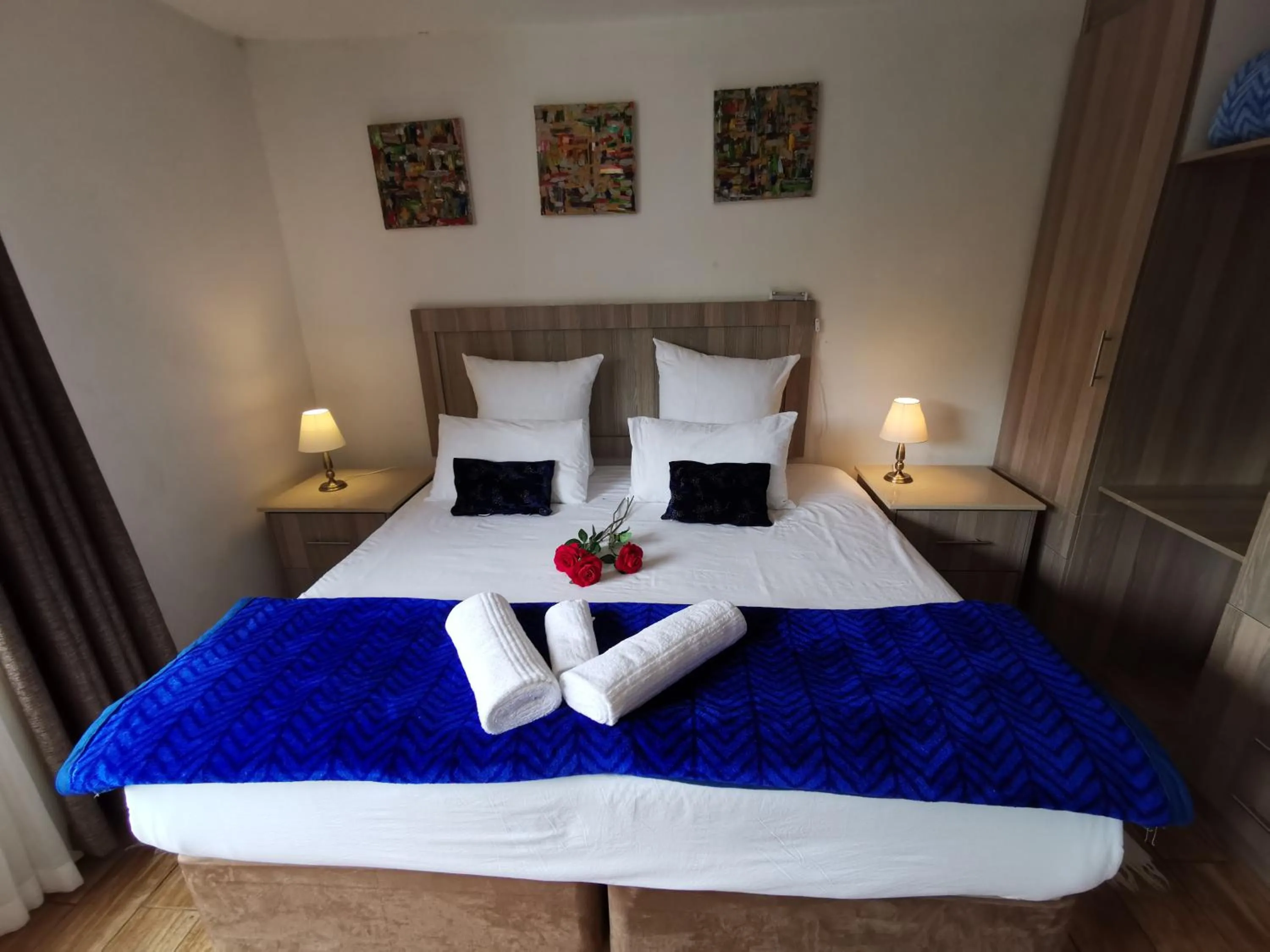 Bed in 50 Galena Affordable Luxury