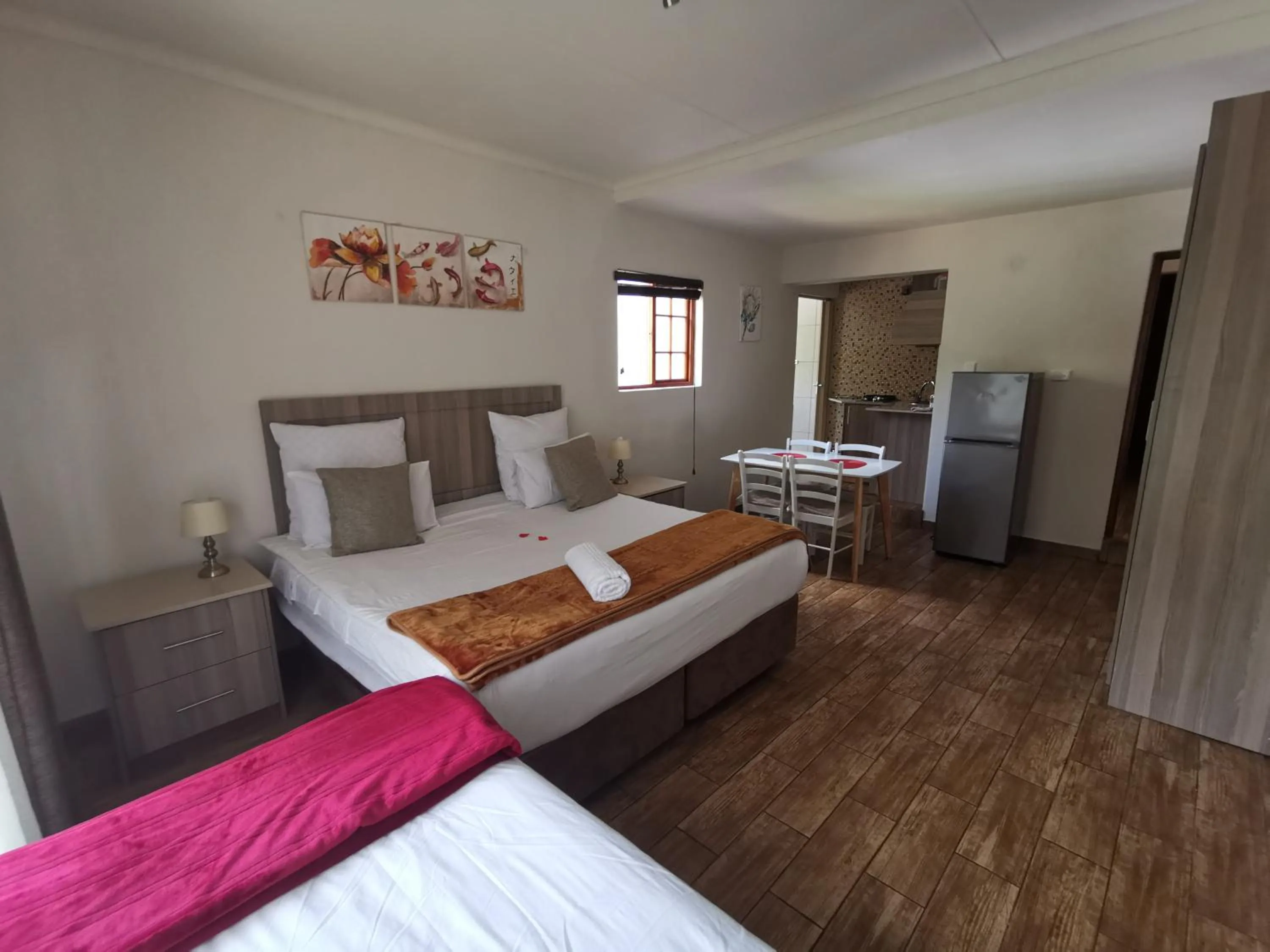 Bed in 50 Galena Affordable Luxury