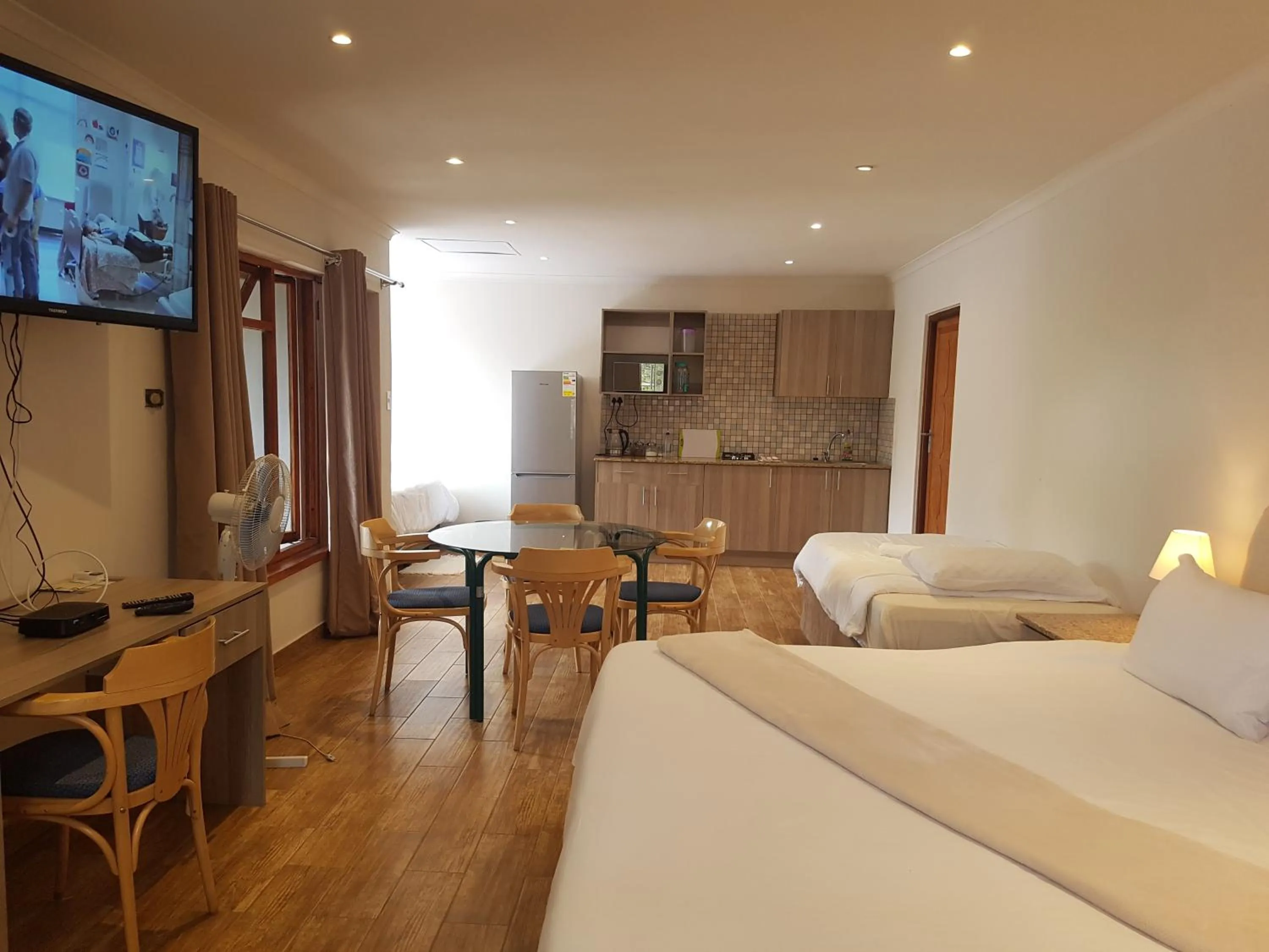 TV and multimedia, Bed in 50 Galena Affordable Luxury