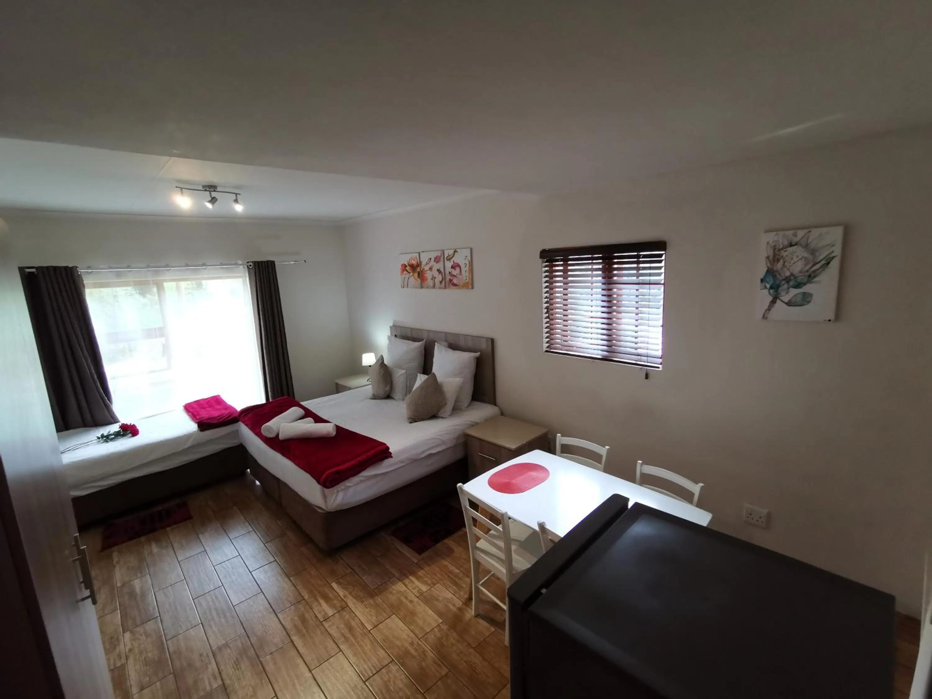 Bed in 50 Galena Affordable Luxury