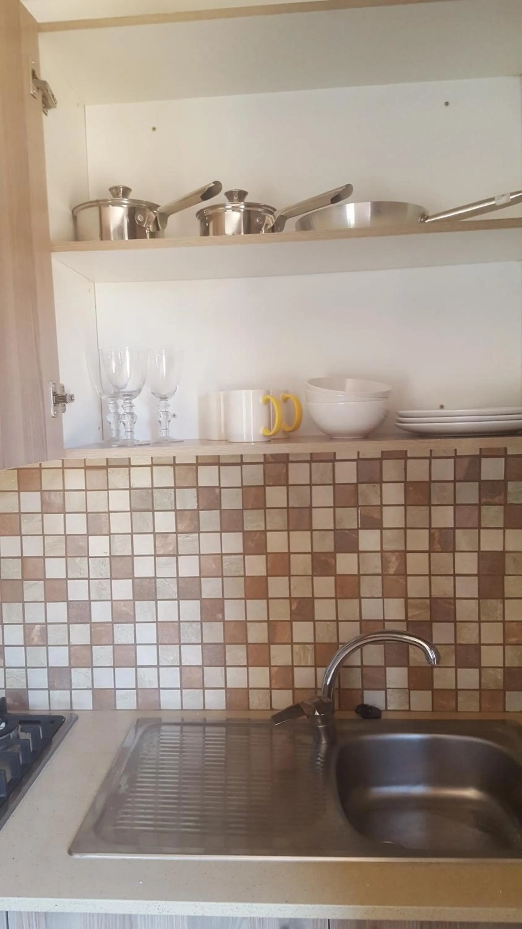 Kitchen or kitchenette in 50 Galena Affordable Luxury