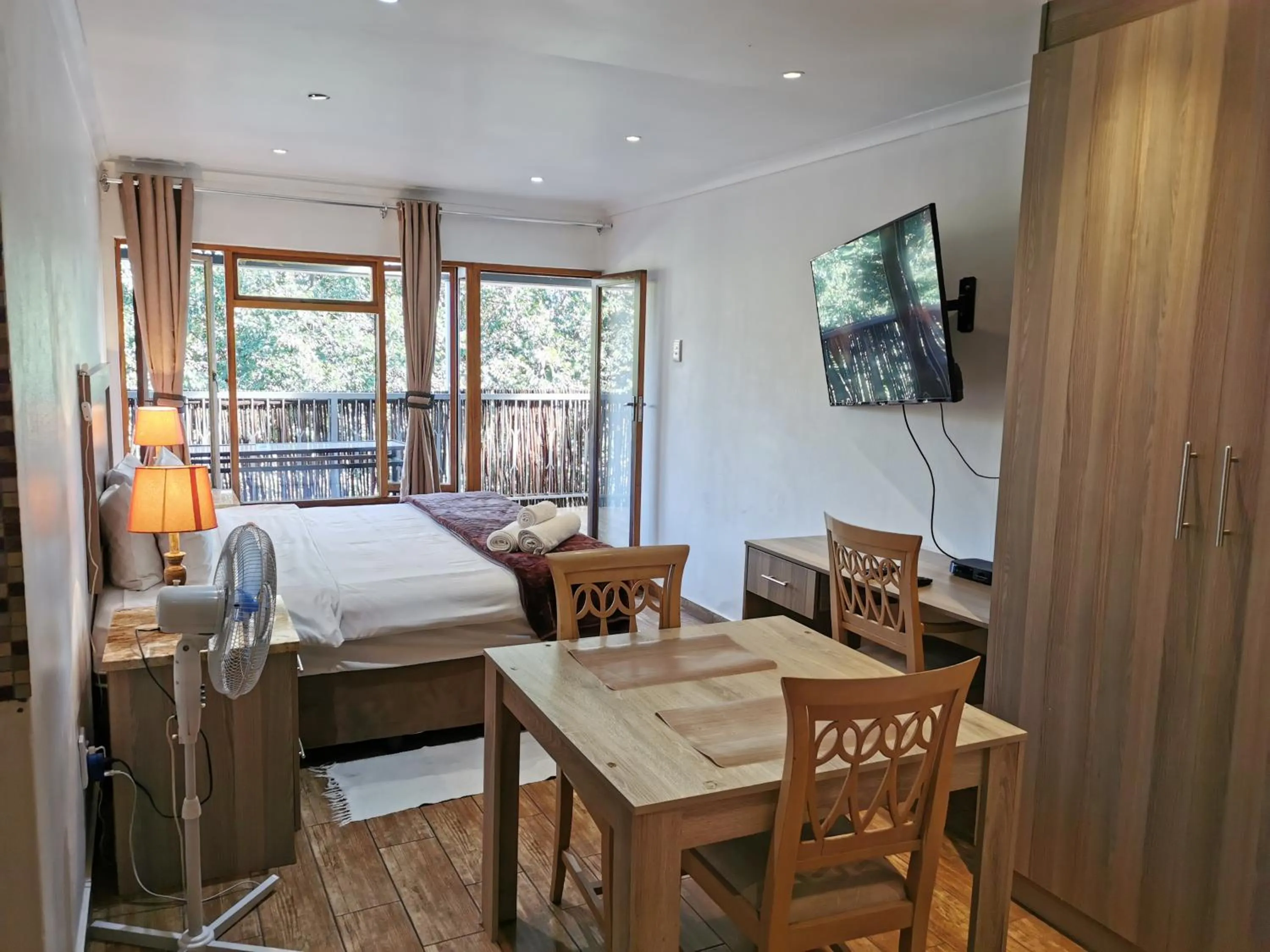 Bed in 50 Galena Affordable Luxury