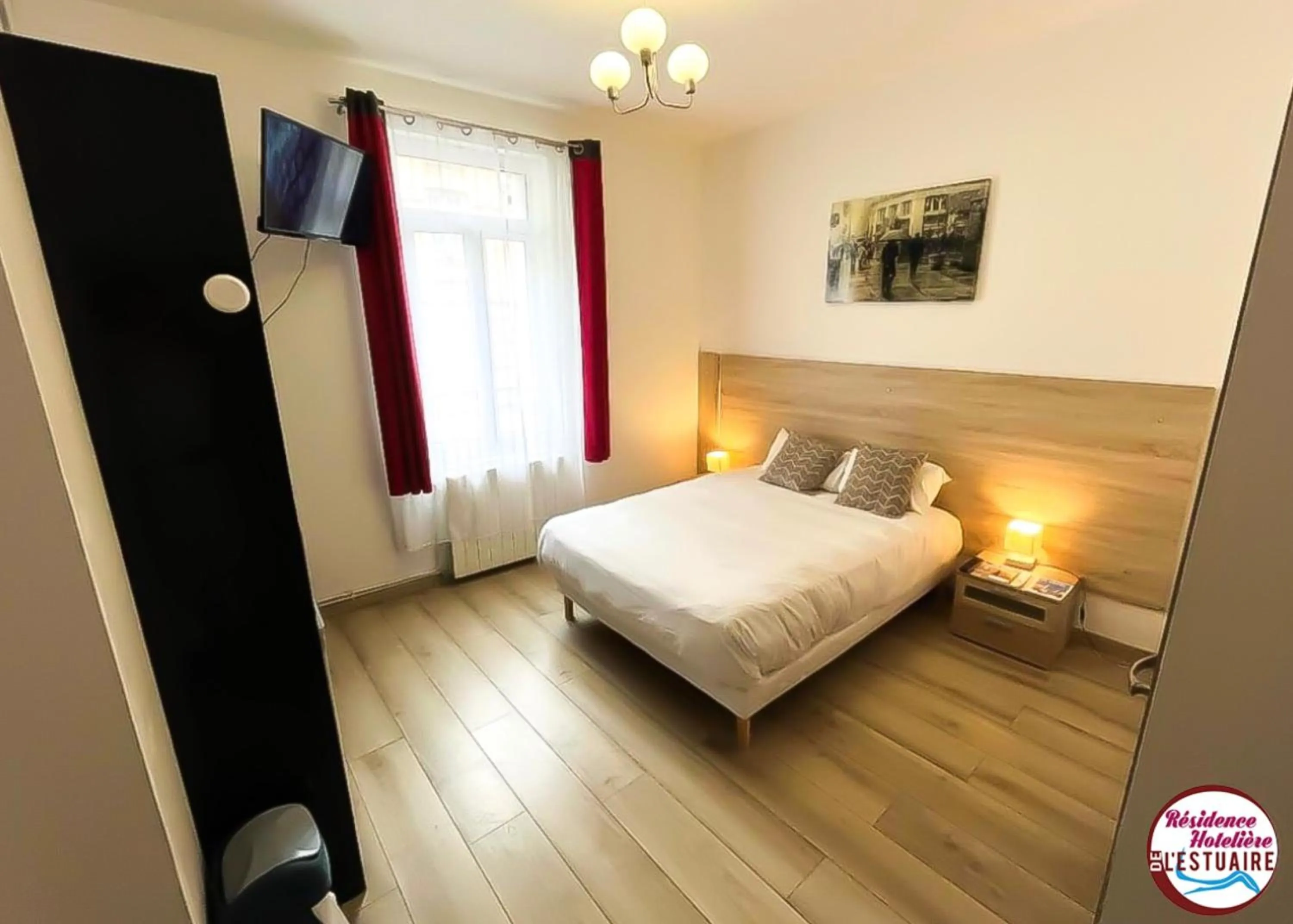 Bedroom, Bed in Résidence Hôtelière de l'Estuaire - Le Havre Centre