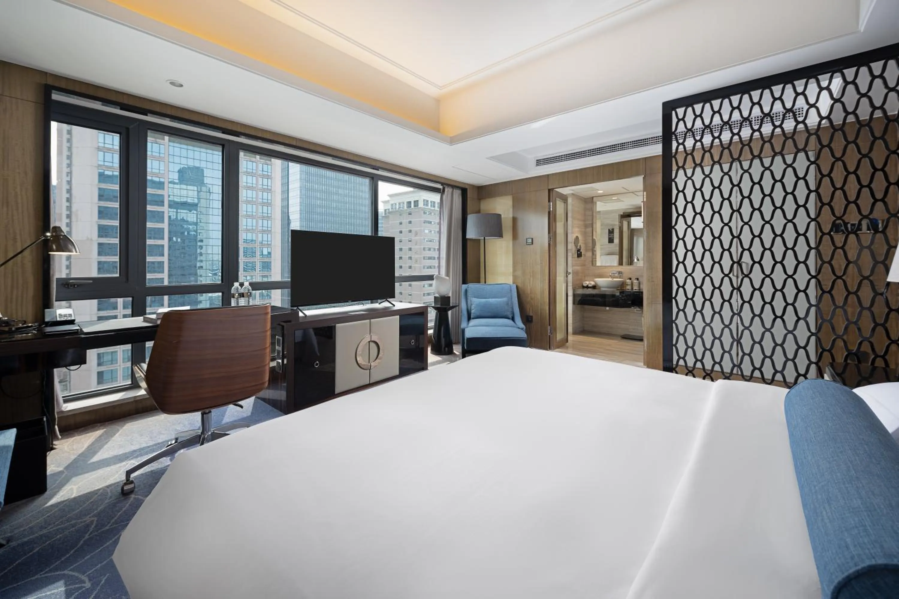 Bed in Pullman Shanghai Jing'an-Jing'an district, downtown railway station, traffic hub, easy to travel Shanghai