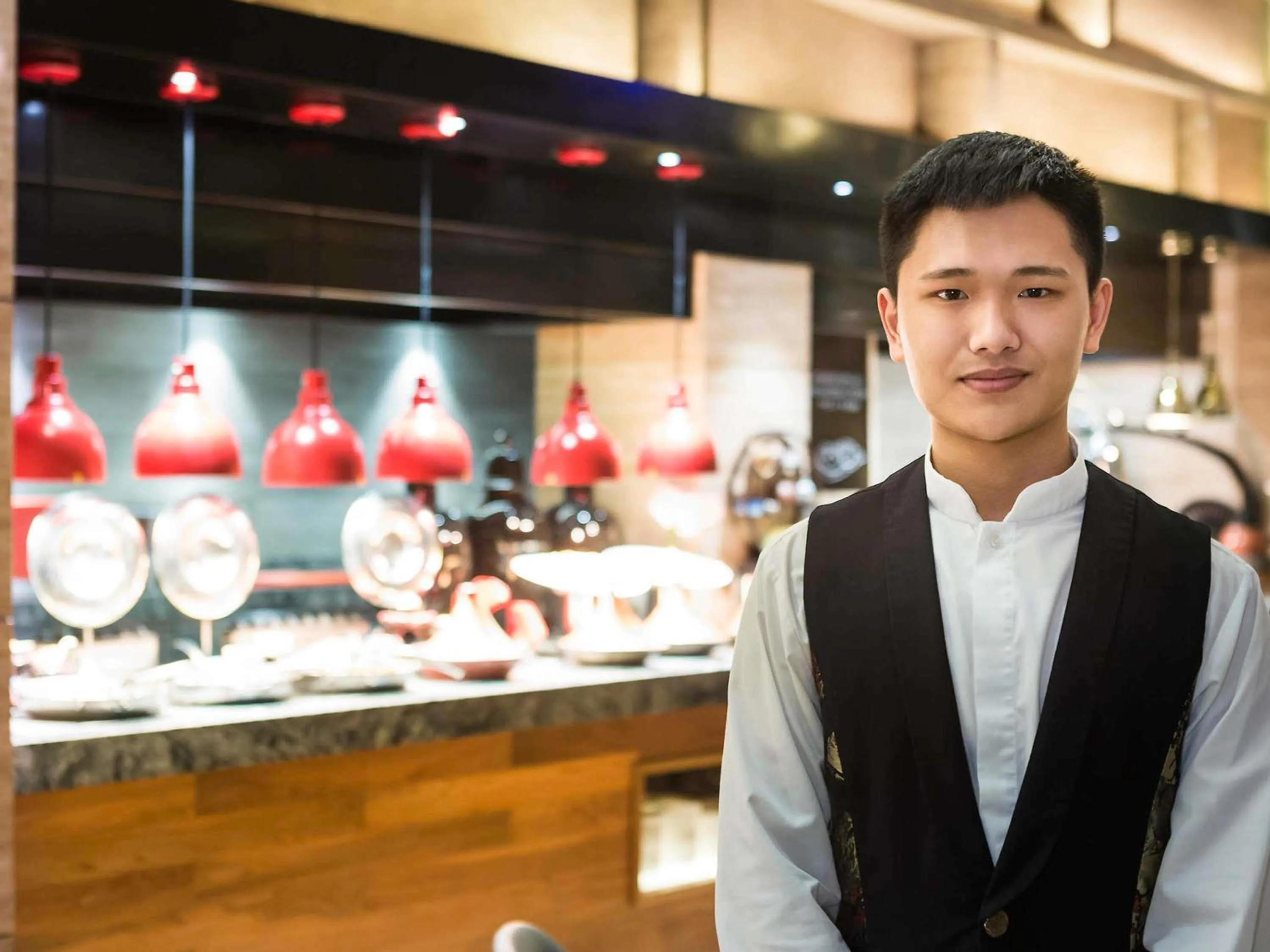 Restaurant/places to eat in Pullman Shanghai Jing'an-Jing'an district, downtown railway station, traffic hub, easy to travel Shanghai