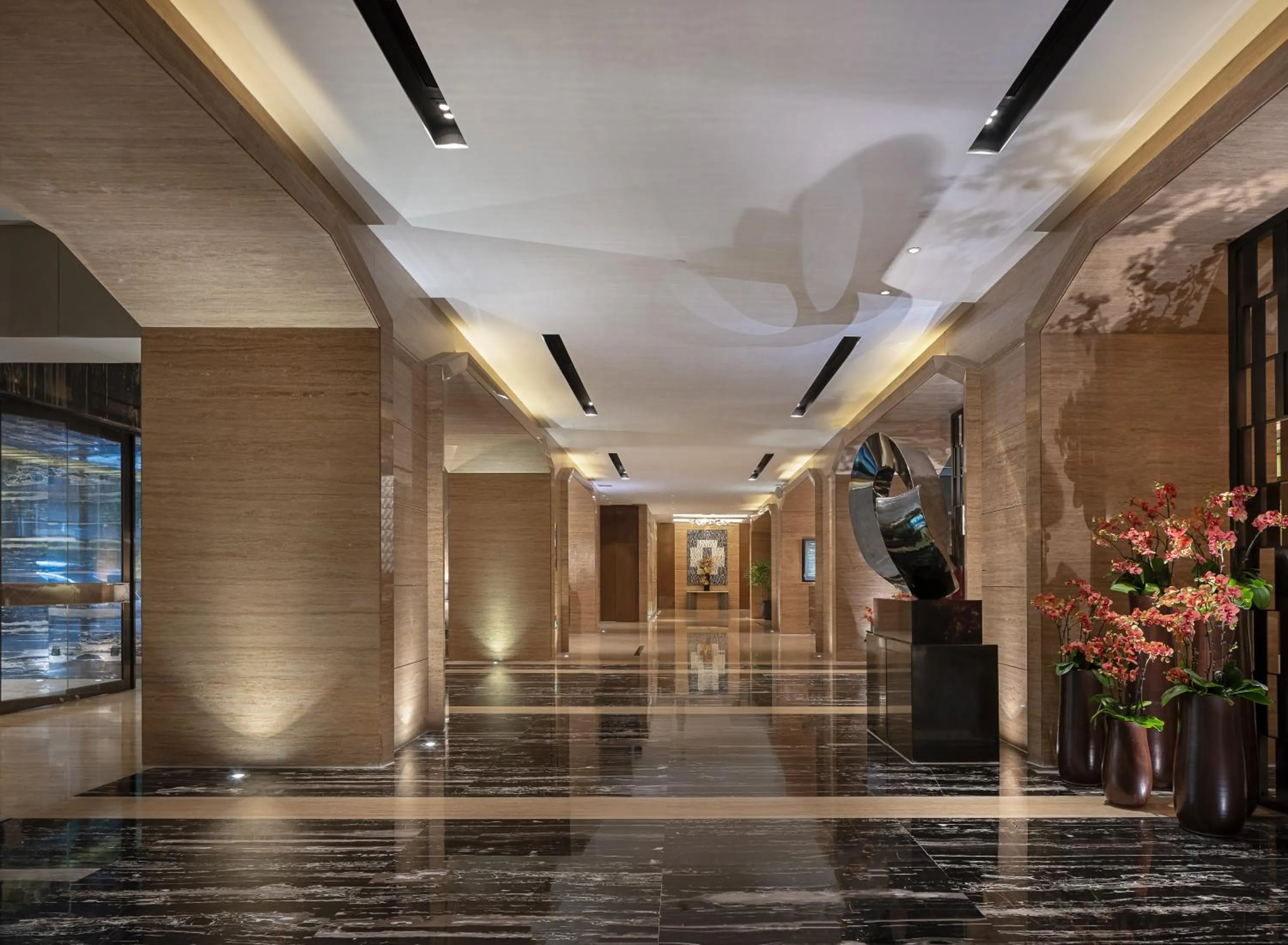 Pullman Shanghai Jing'an-Jing'an district, downtown railway station, traffic hub, easy to travel Shanghai