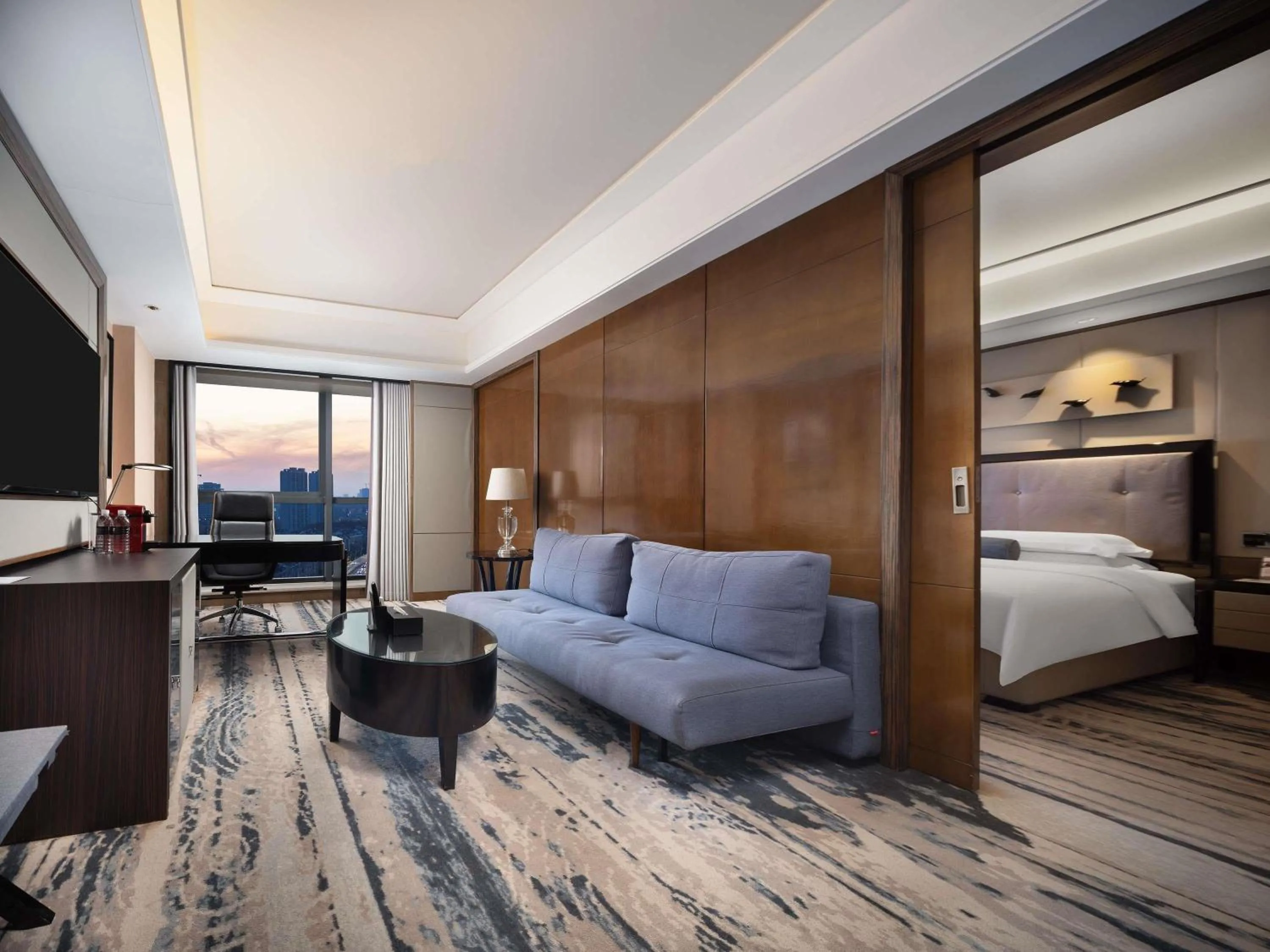 Bedroom, Bed in Pullman Shanghai Jing'an-Jing'an district, downtown railway station, traffic hub, easy to travel Shanghai