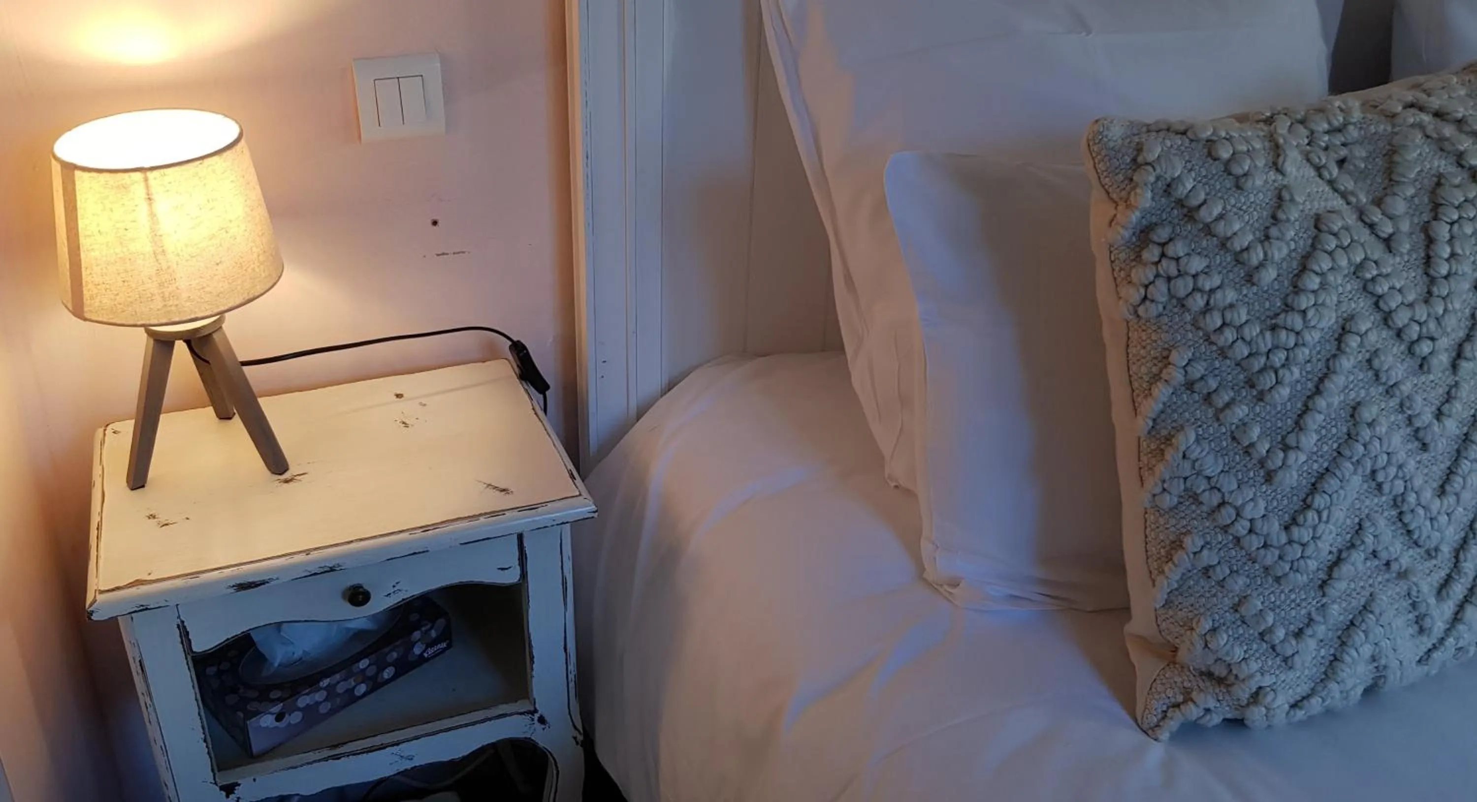 Bedroom, Bed in Hôtel Terminus