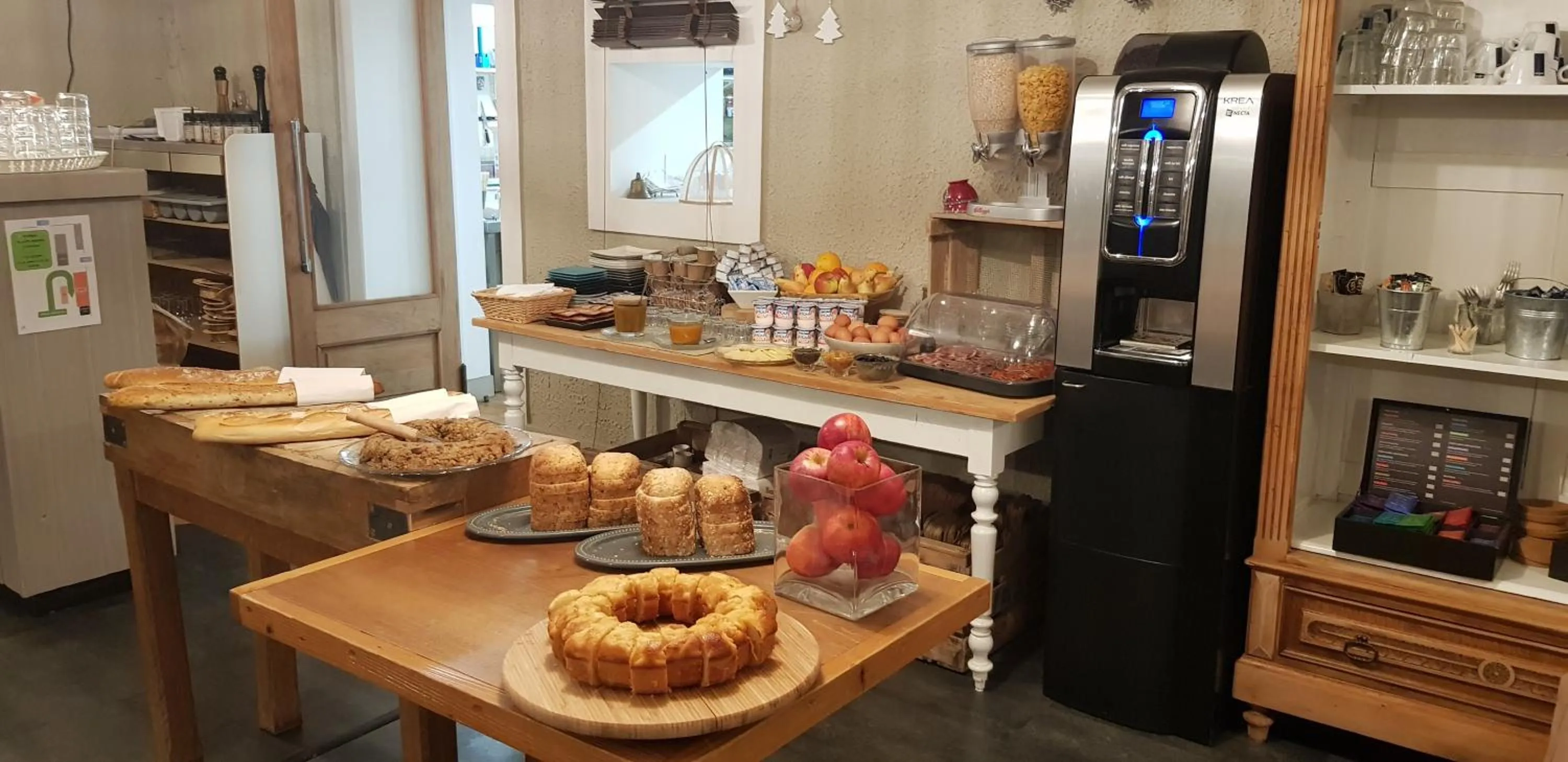 Breakfast in Hôtel Terminus