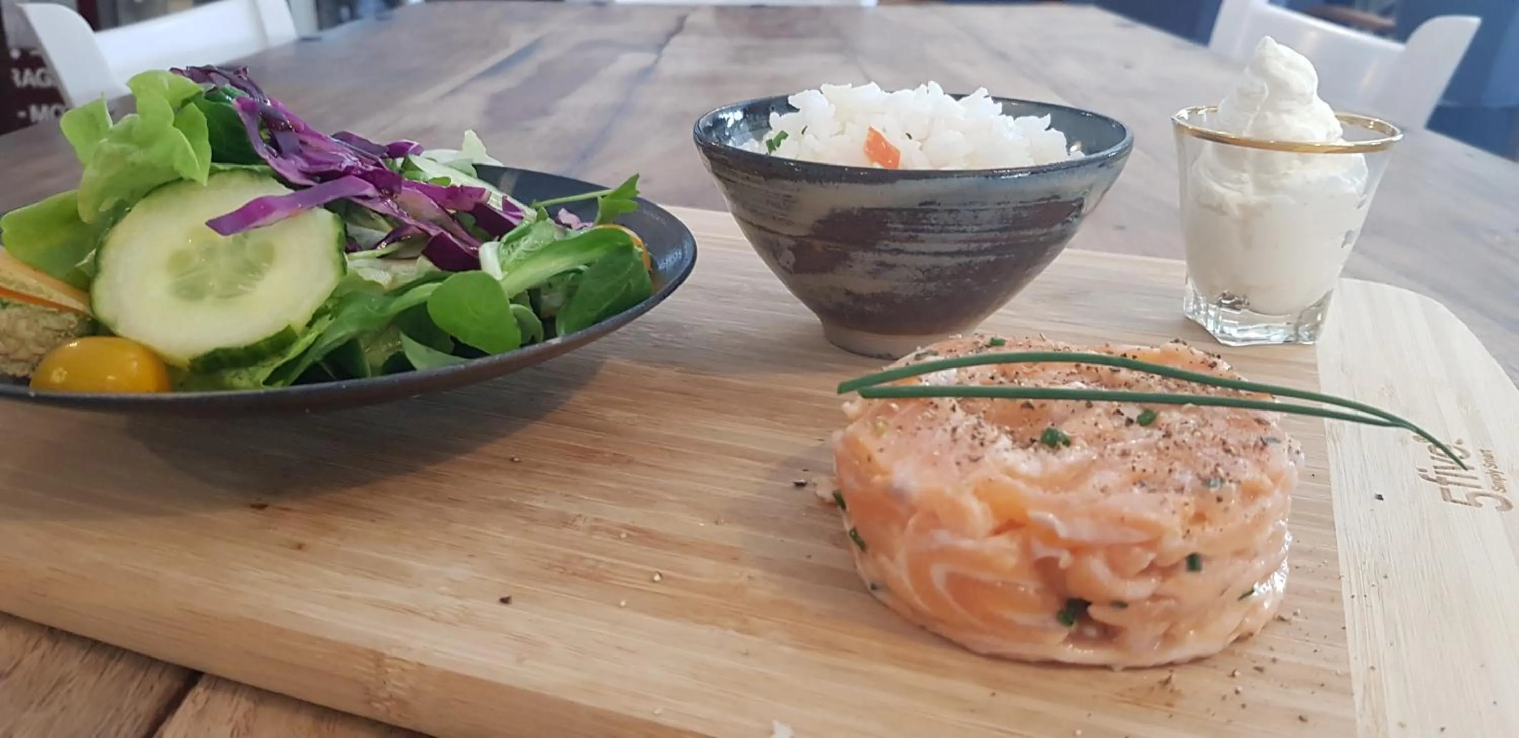 Restaurant/places to eat in Hôtel Terminus