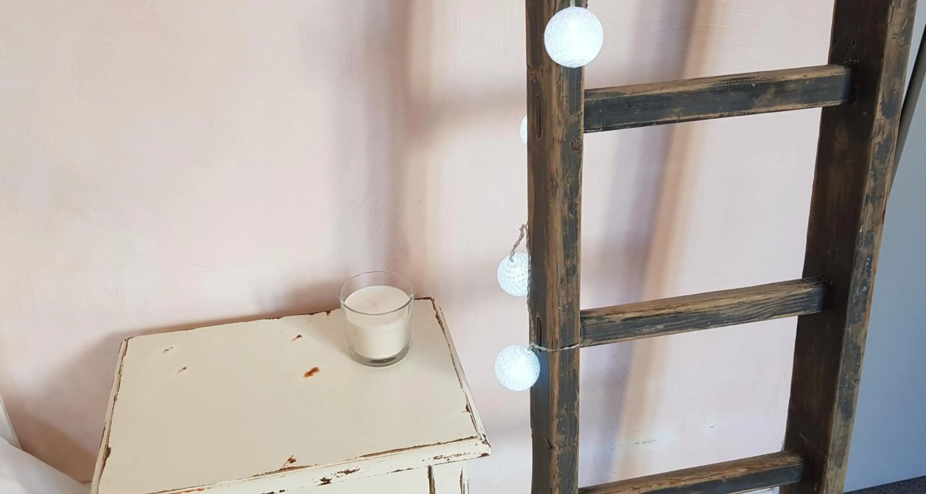 Decorative detail in Hôtel Terminus