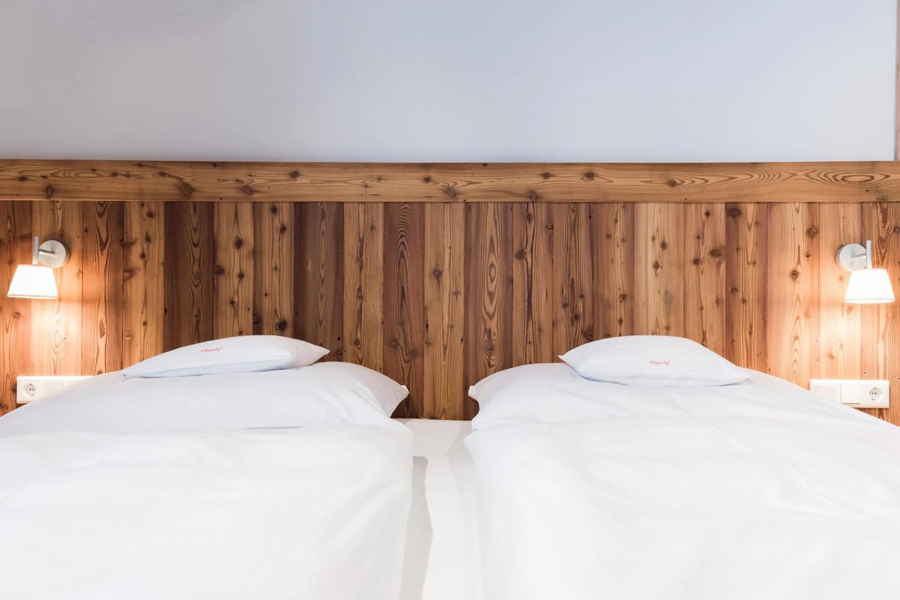 Photo of the whole room, Bed in Gasthof Weyerhof