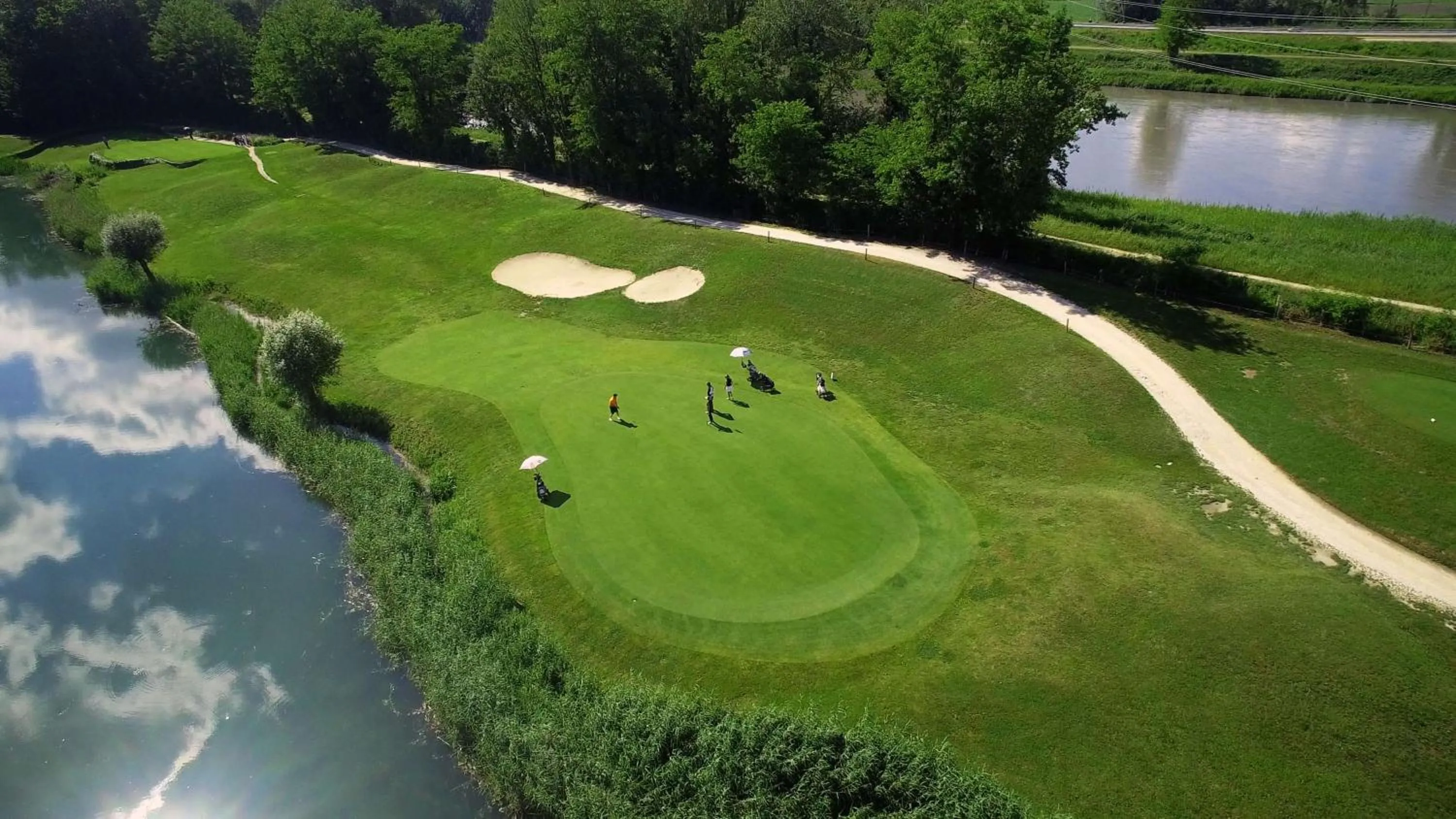 Golfcourse in Domaine de Charmeil