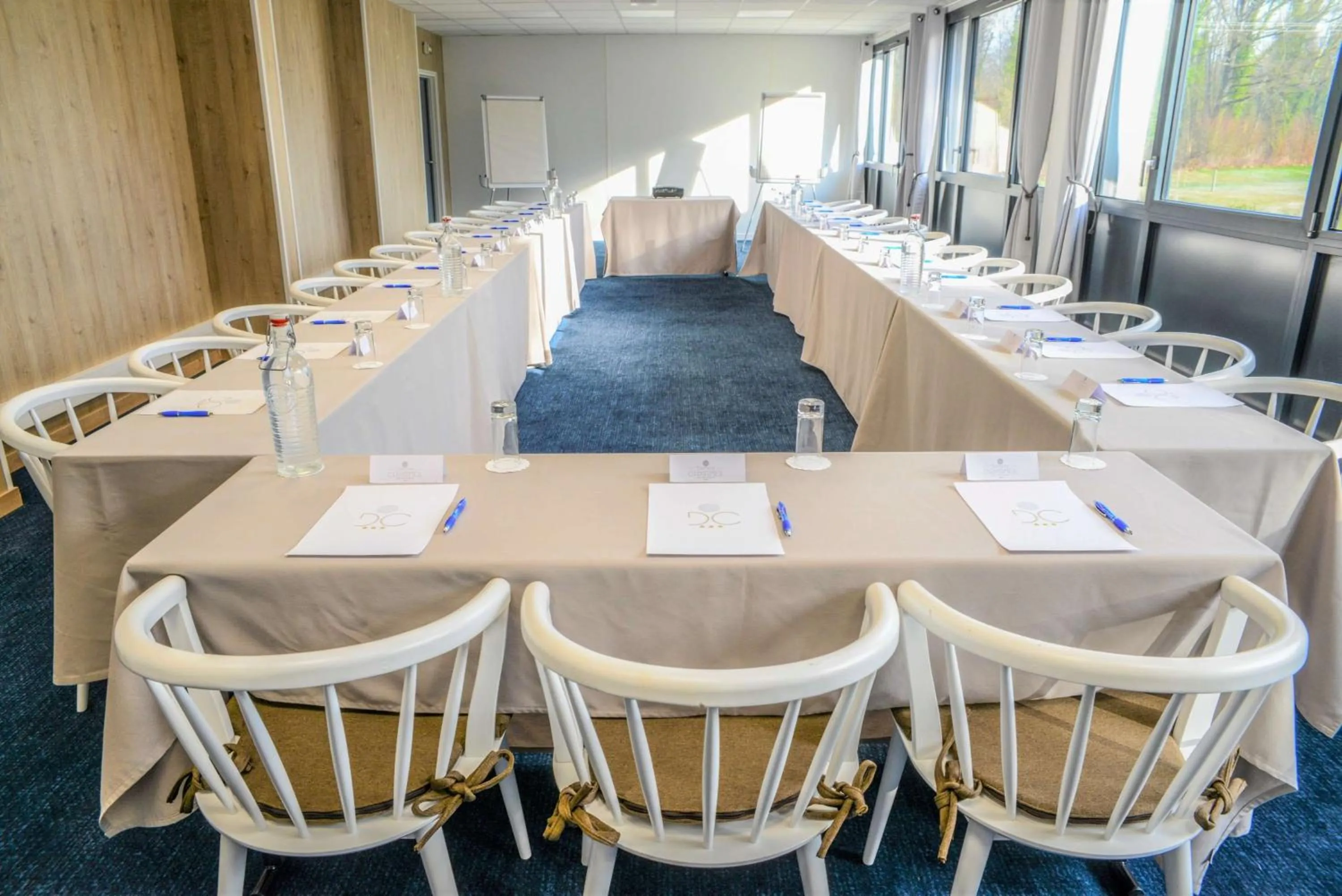 Meeting/conference room in Domaine de Charmeil