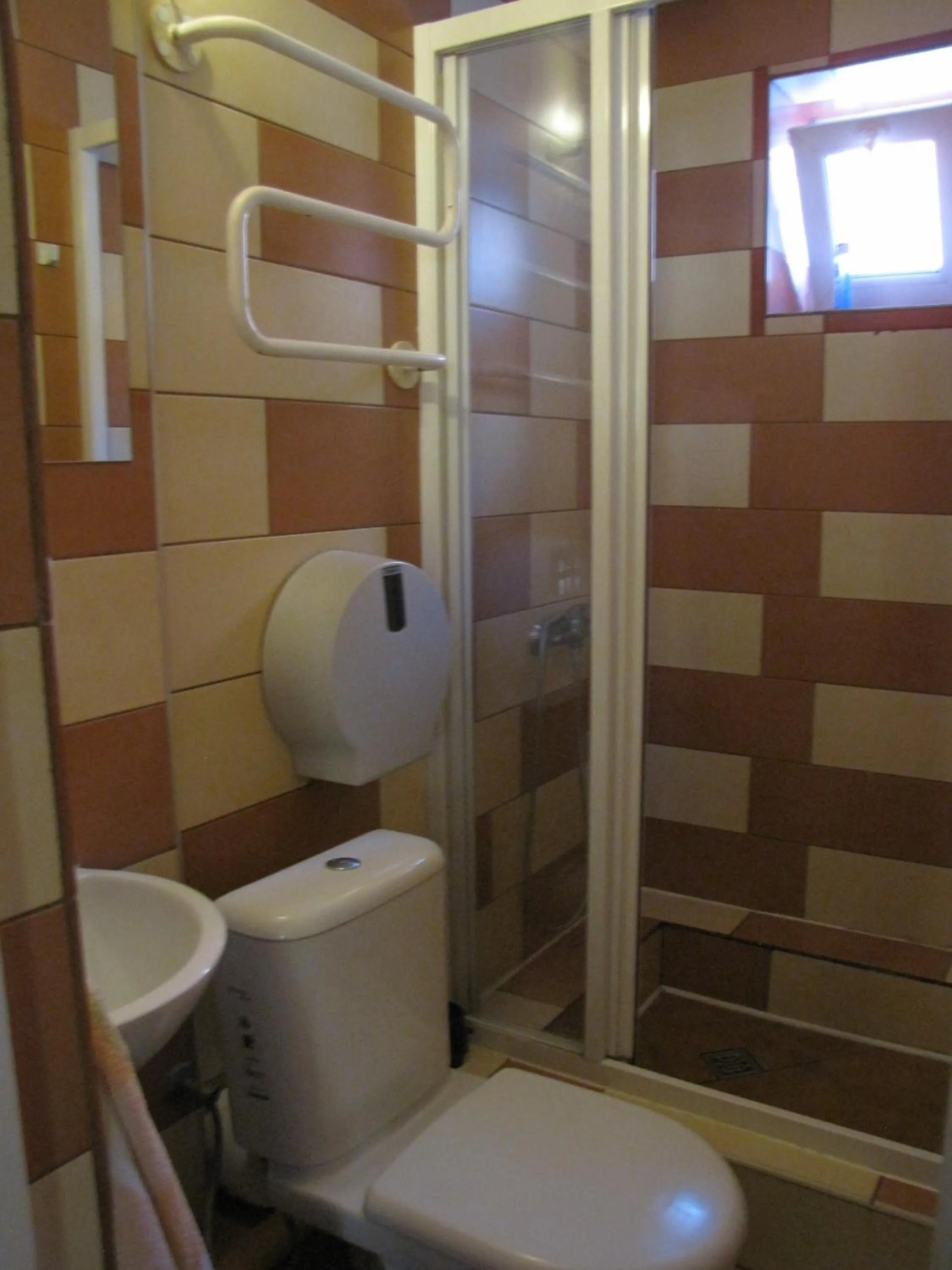 Bathroom in Mikalo House
