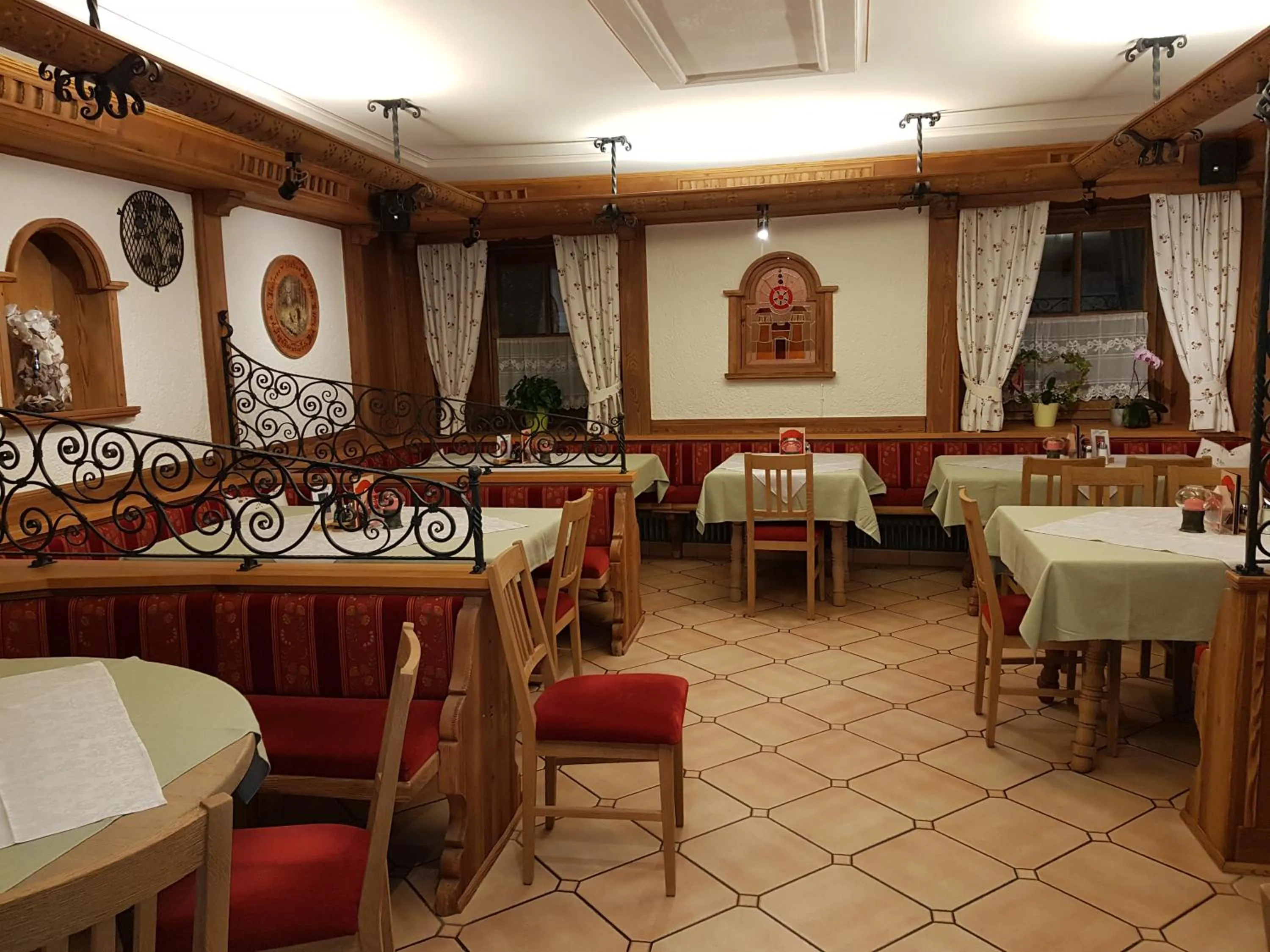 Restaurant/places to eat in Gasthof - Restaurant Löcker