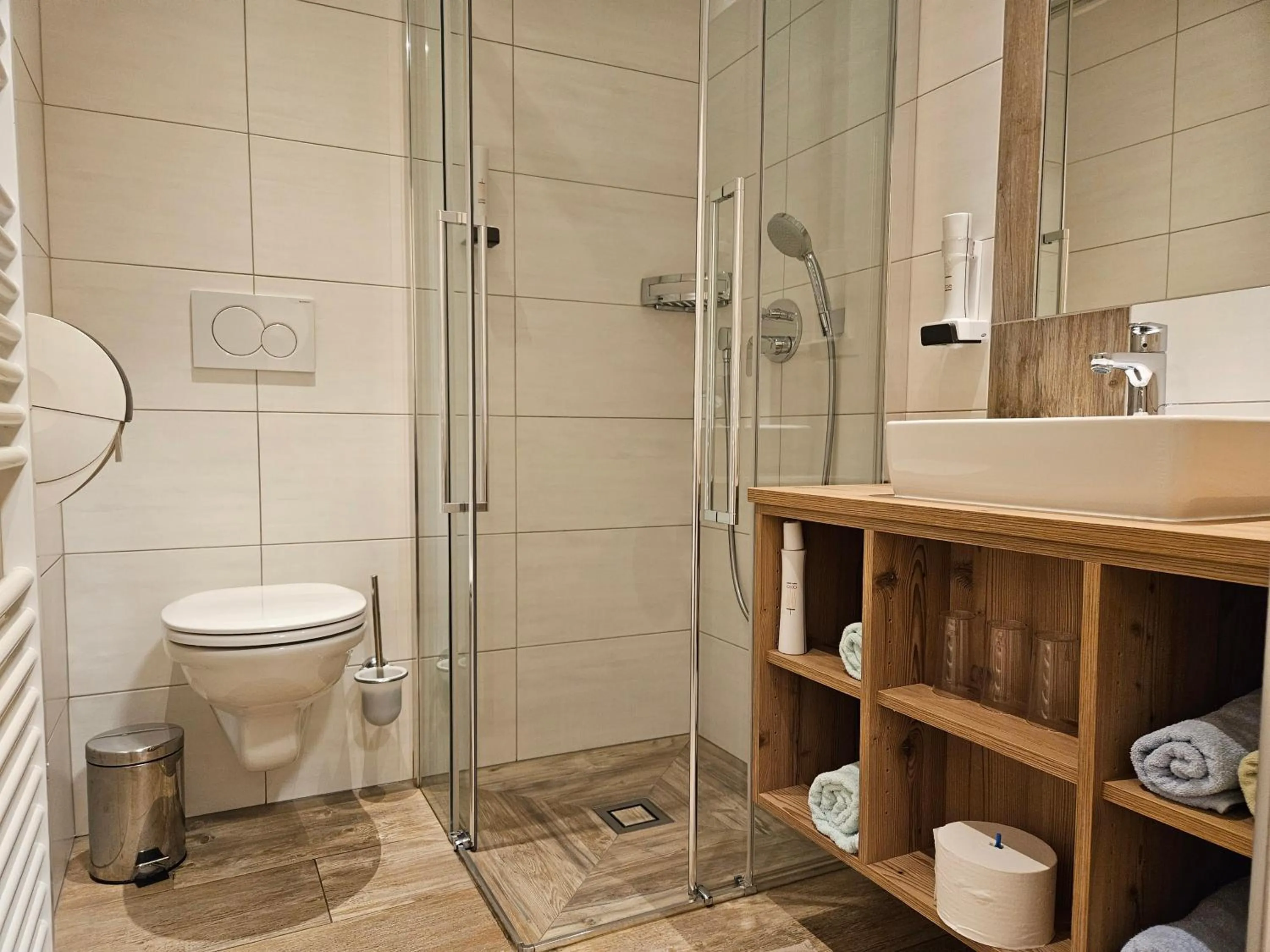 Bathroom in Gasthof - Restaurant Löcker