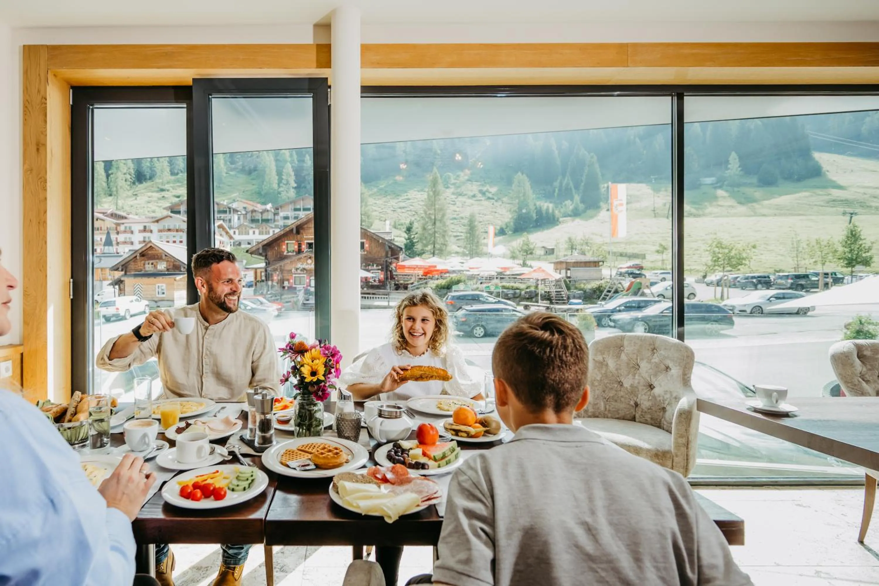 Restaurant/places to eat in Hotel Salzburger Hof Zauchensee