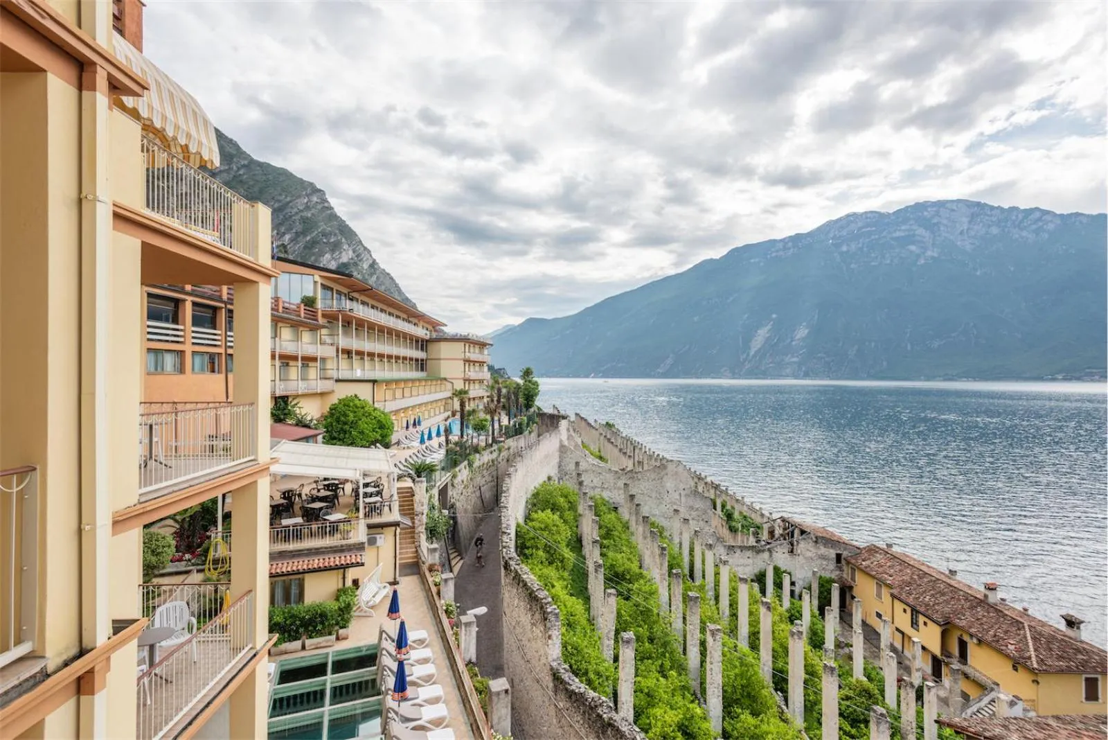 Property building in Hotel Splendid Palace