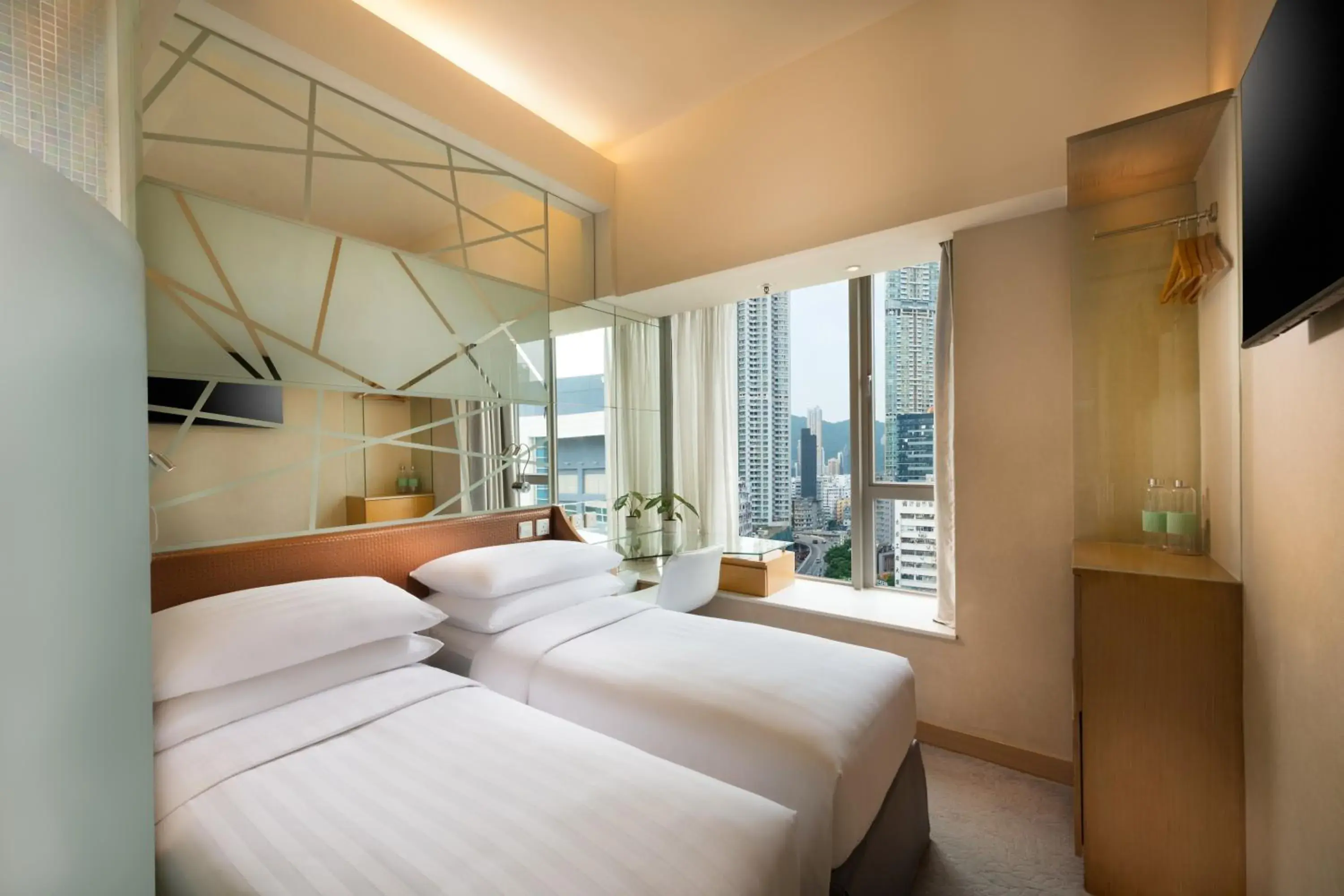 Bed in Dorsett Mongkok, Hong Kong Bed in Dorsett Mongkok, Hong Kong