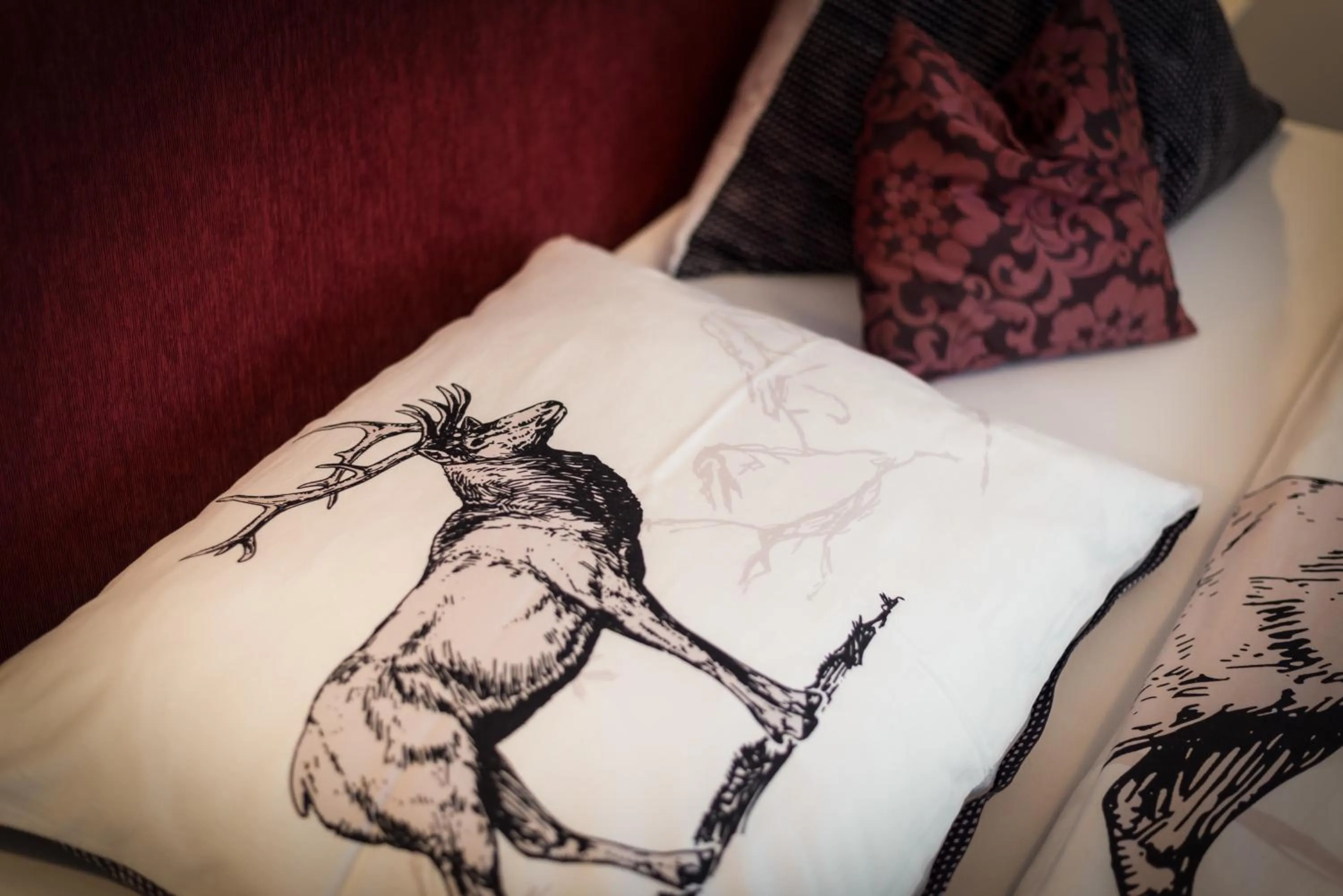 Decorative detail, Bed in Der Jagdhof