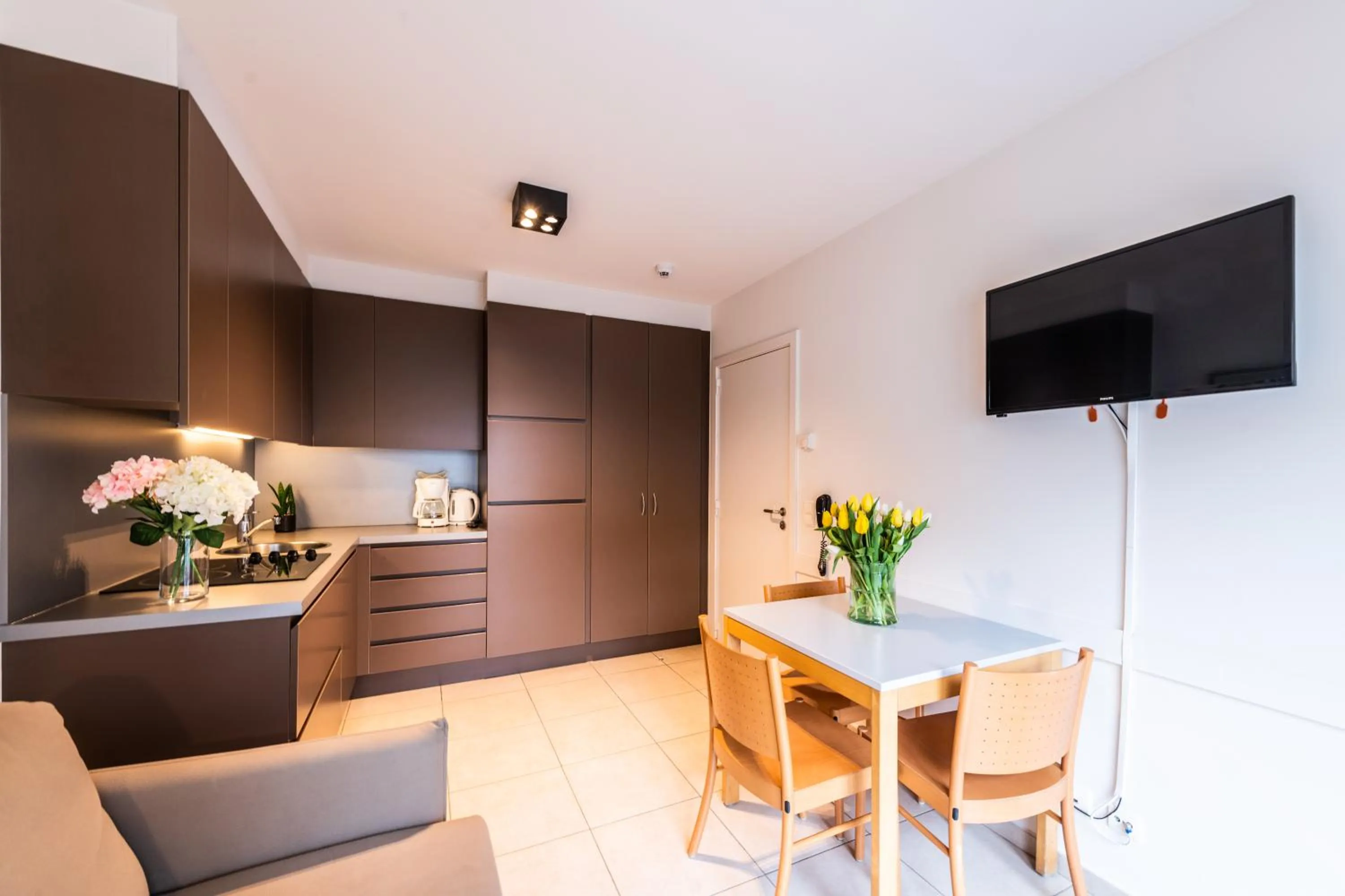 TV and multimedia in Belcasa Suitehotel