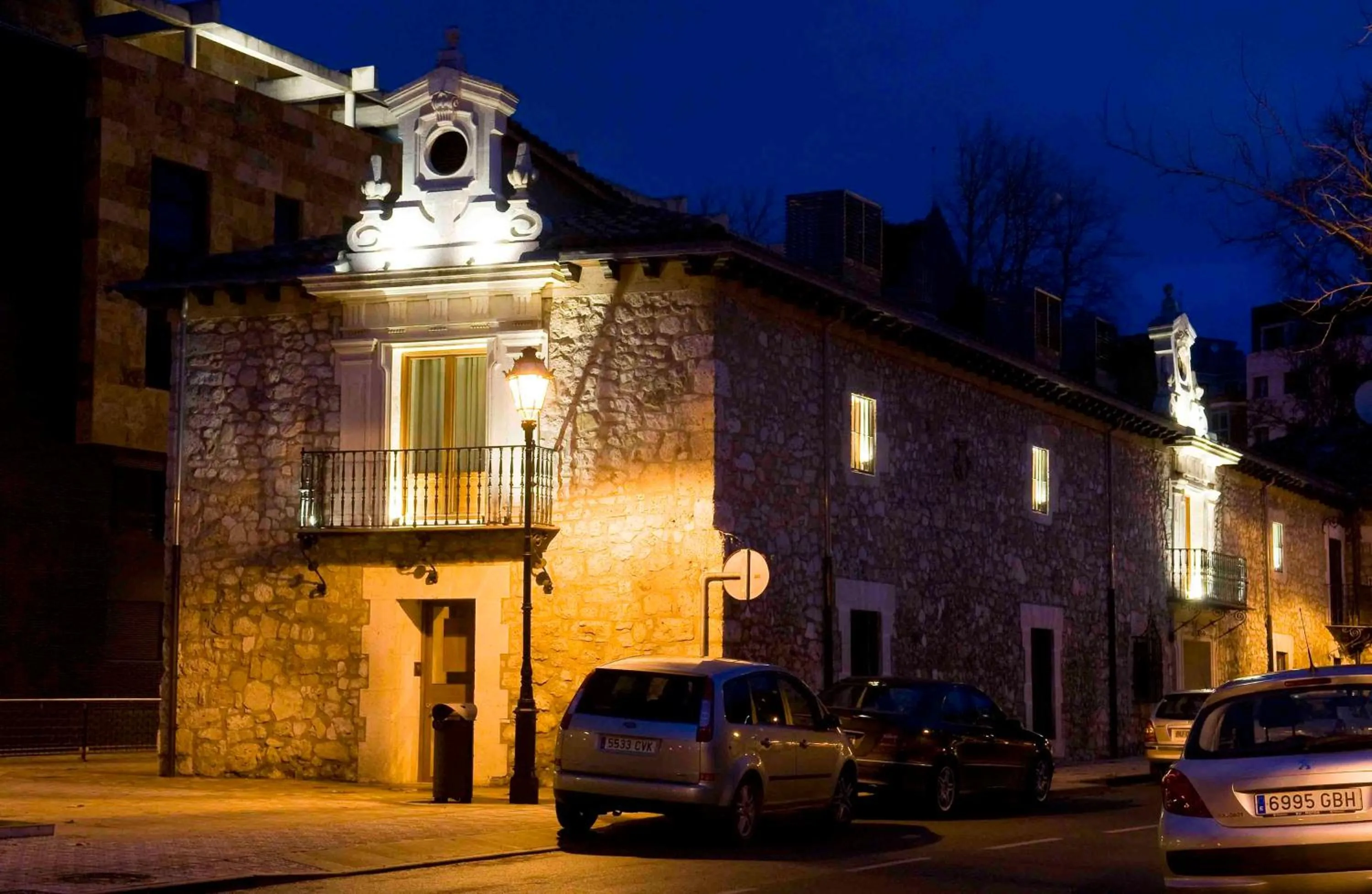 Facade/entrance in Apartamentos María Luisa