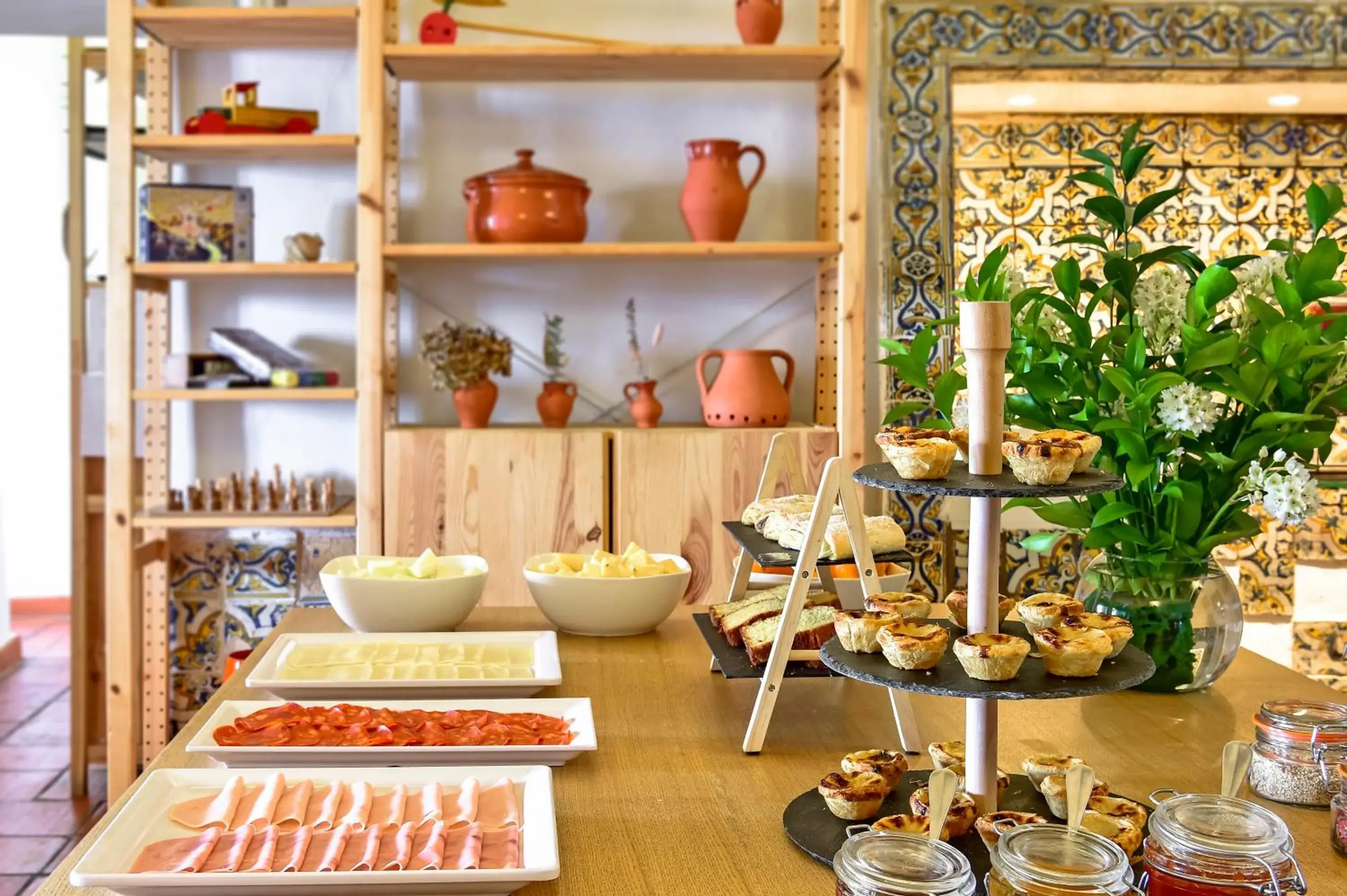 Food and drinks in The Noble House - by Unlock Hotels Food and drinks in The Noble House - by Unlock Hotels