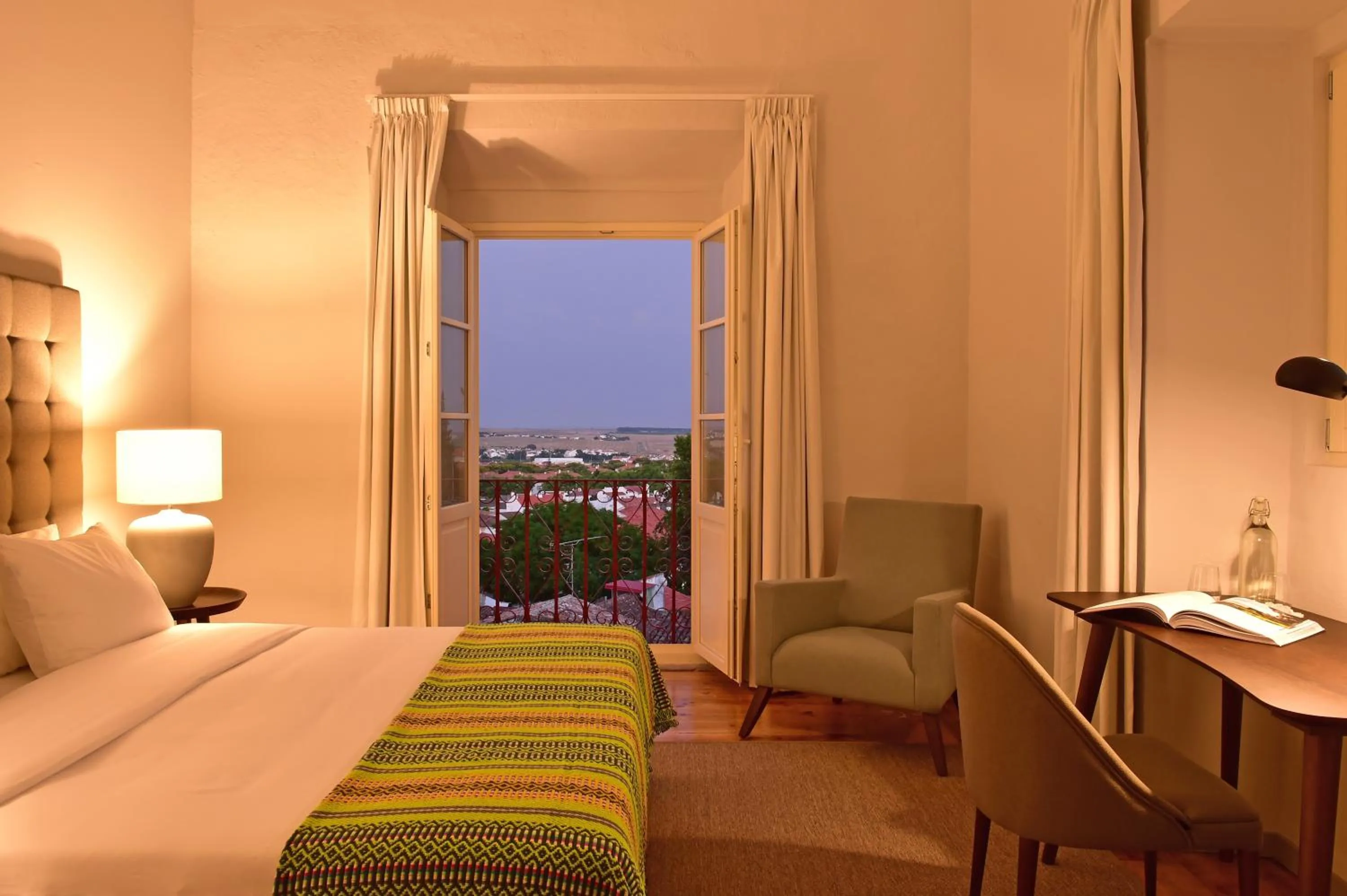 Bedroom, Bed in The Noble House - by Unlock Hotels